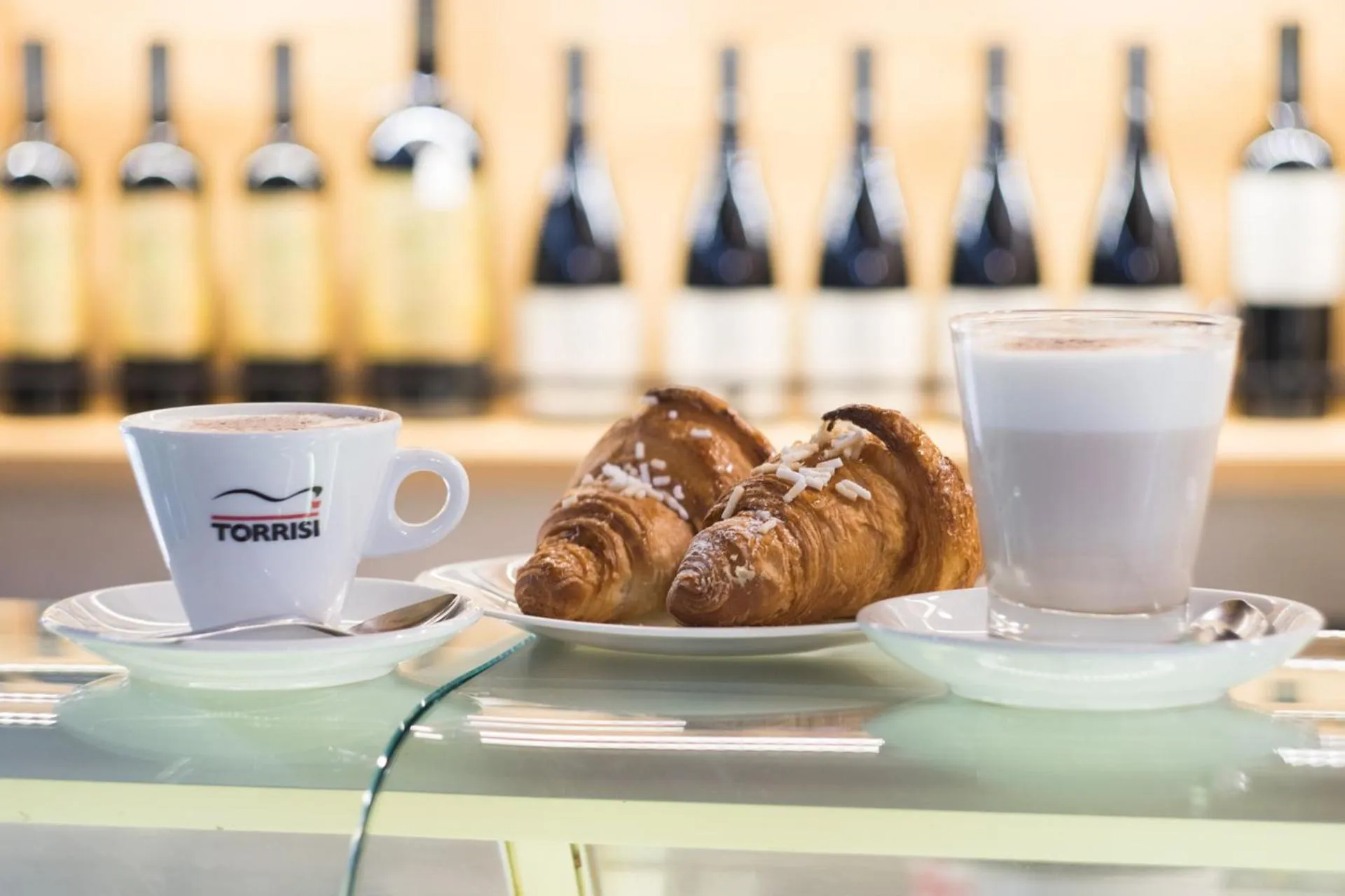 Coffee/tea facilities in Palazzo Bella