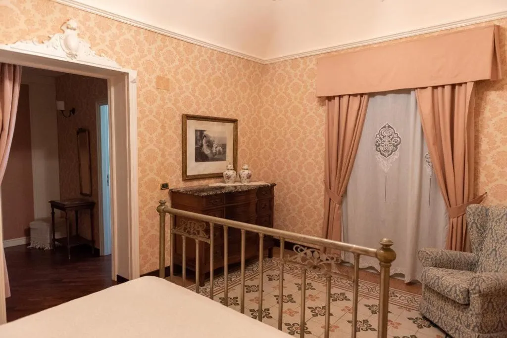 Bed in Palazzo Bella