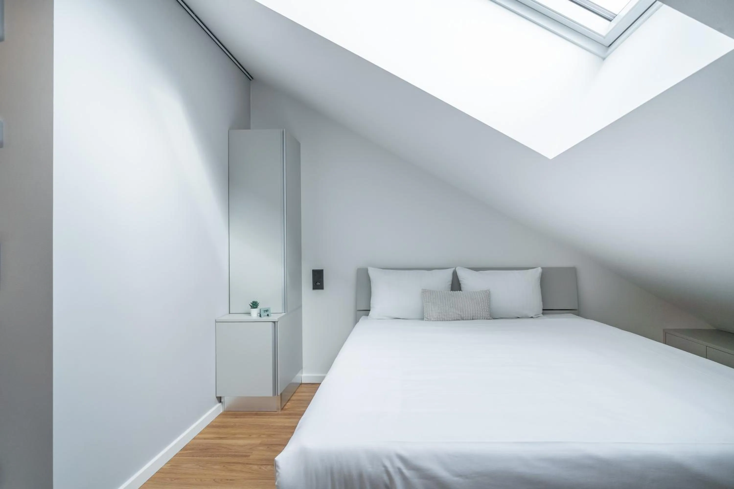 Bed in City Pop 2Night Prague - Self check-in