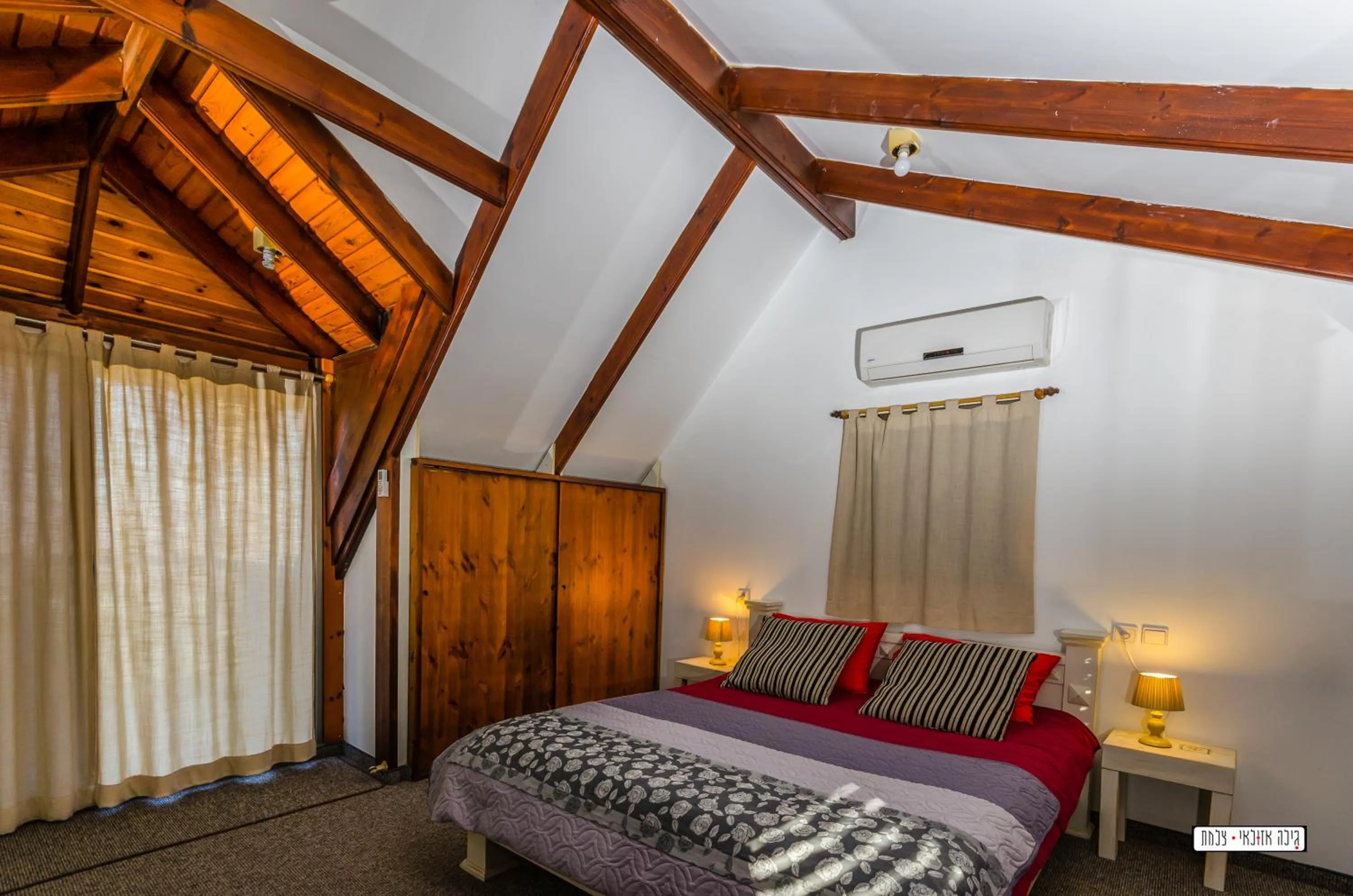Photo of the whole room, Bed in Beautiful Lake View Wooden House