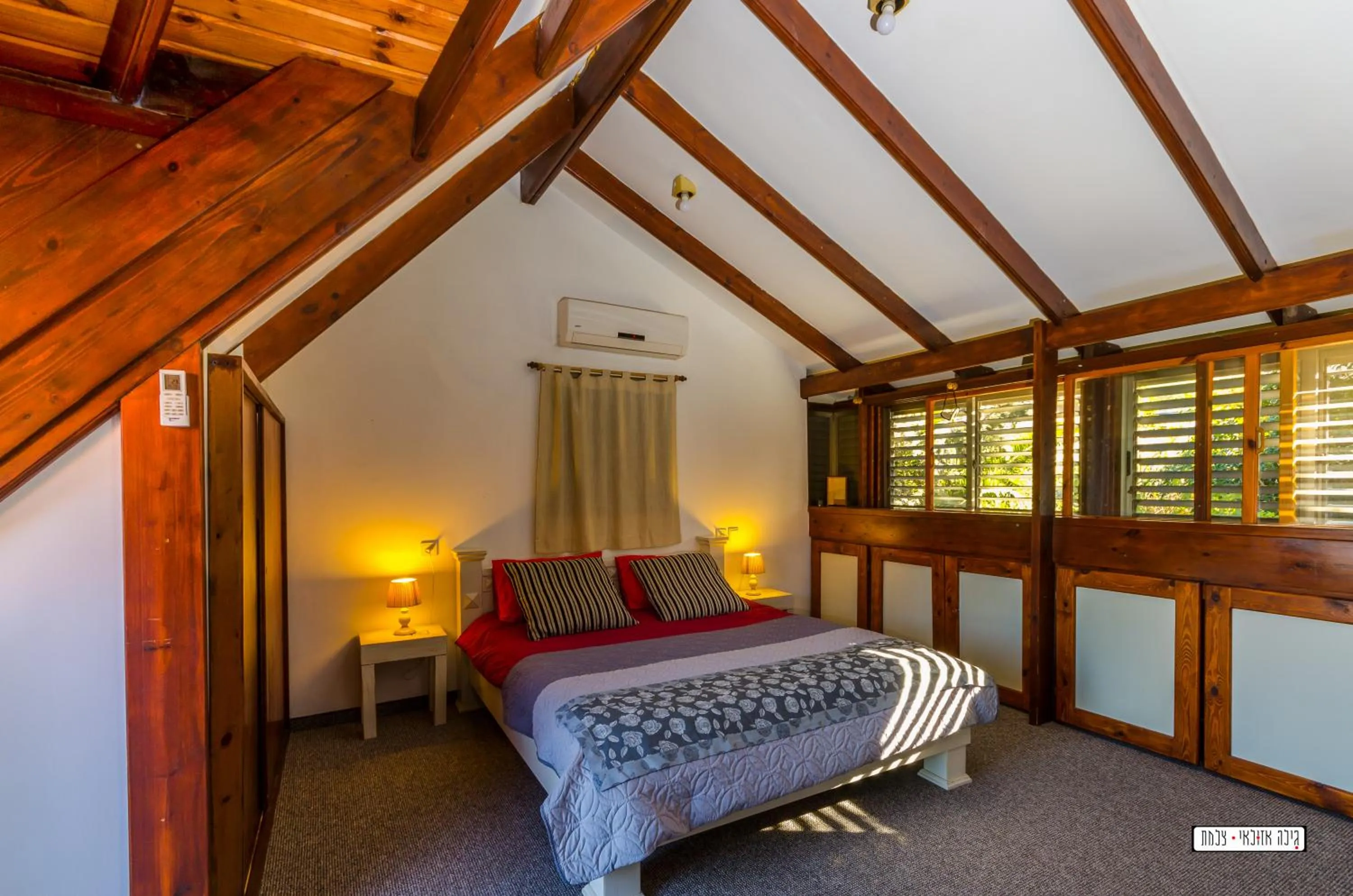 River view, Bed in Beautiful Lake View Wooden House