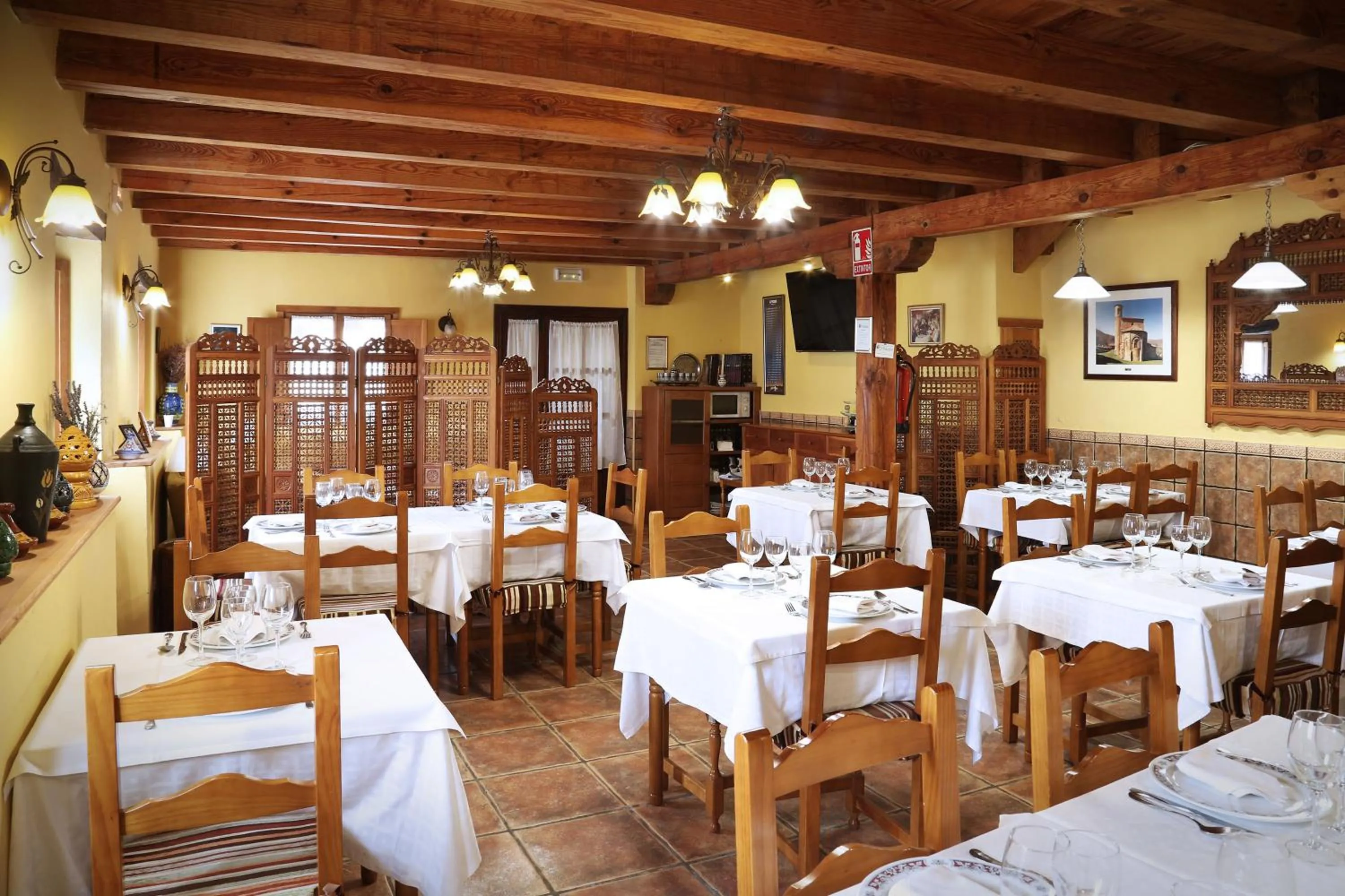 Restaurant/places to eat in Hotel Rural La Puebla