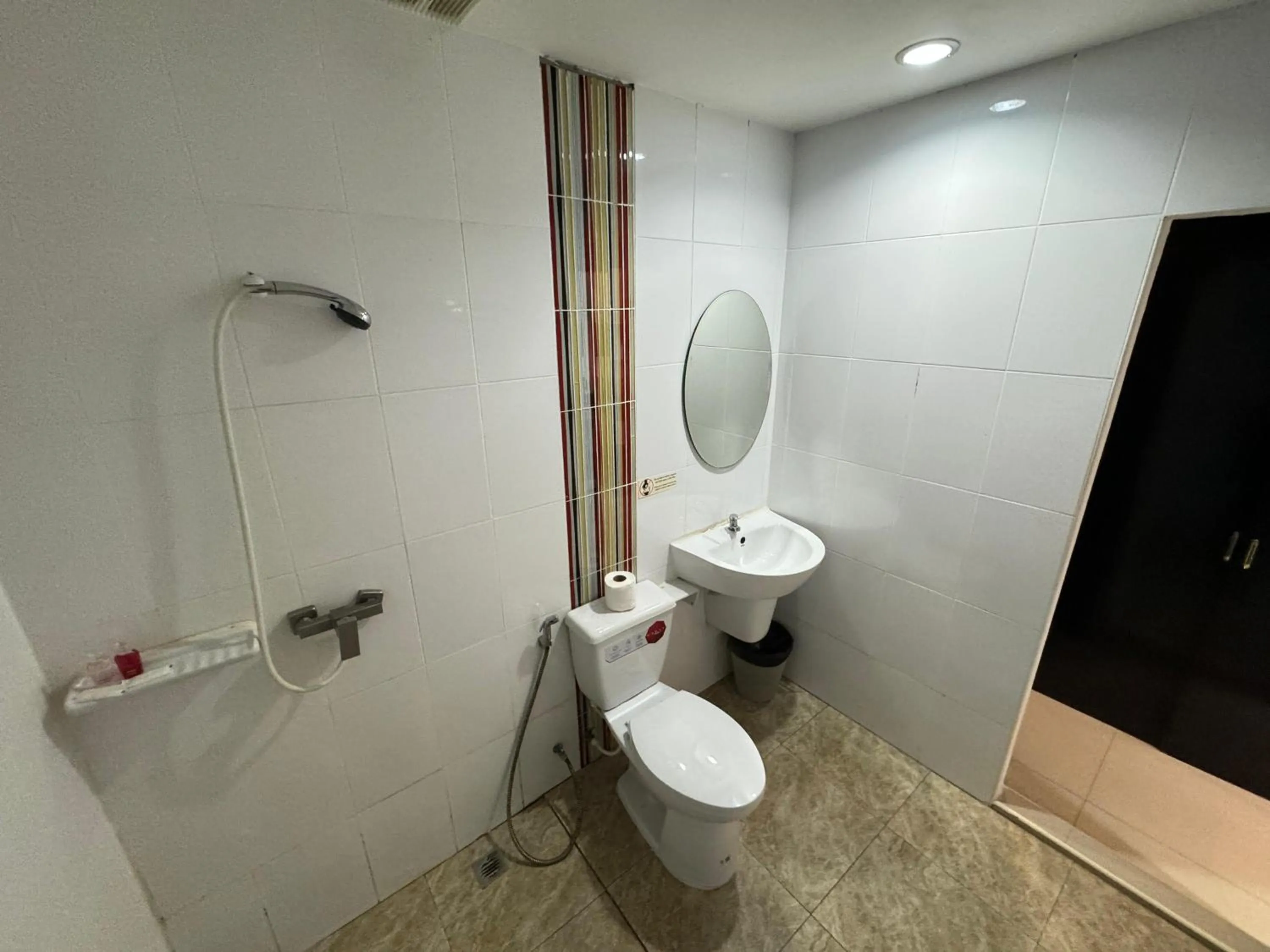 Toilet in Chilli Salza Patong