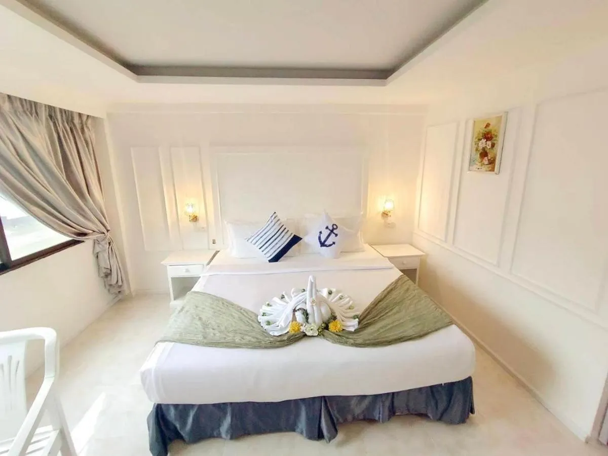 Bedroom, Bed in Chilli Salza Patong