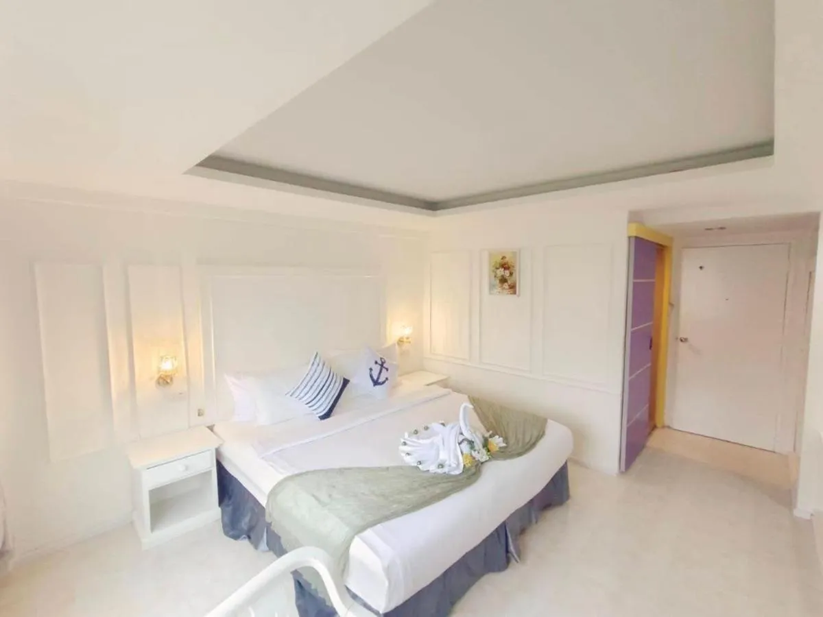 Bedroom, Bed in Chilli Salza Patong