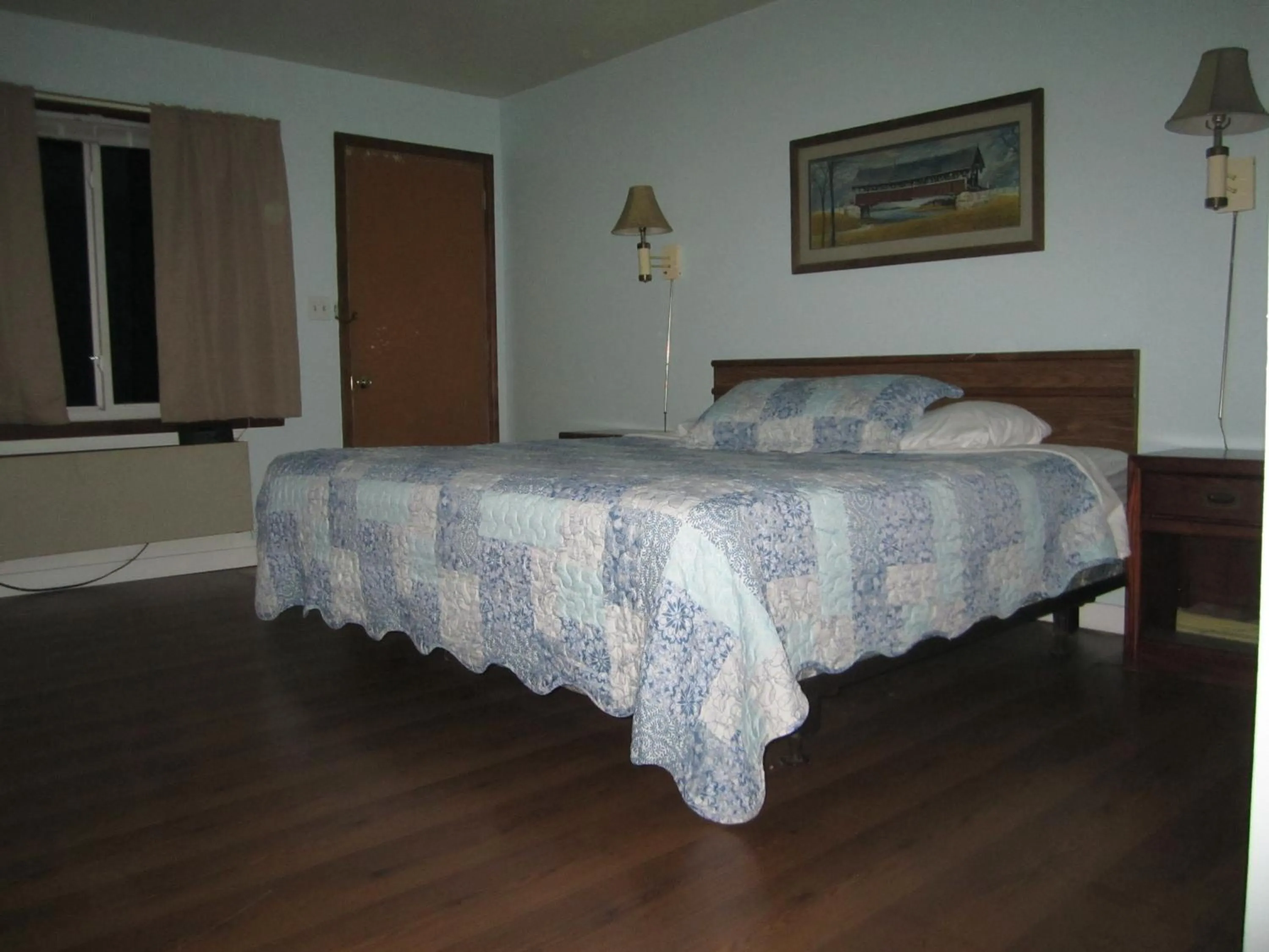 Bed in Chaffee Lodge