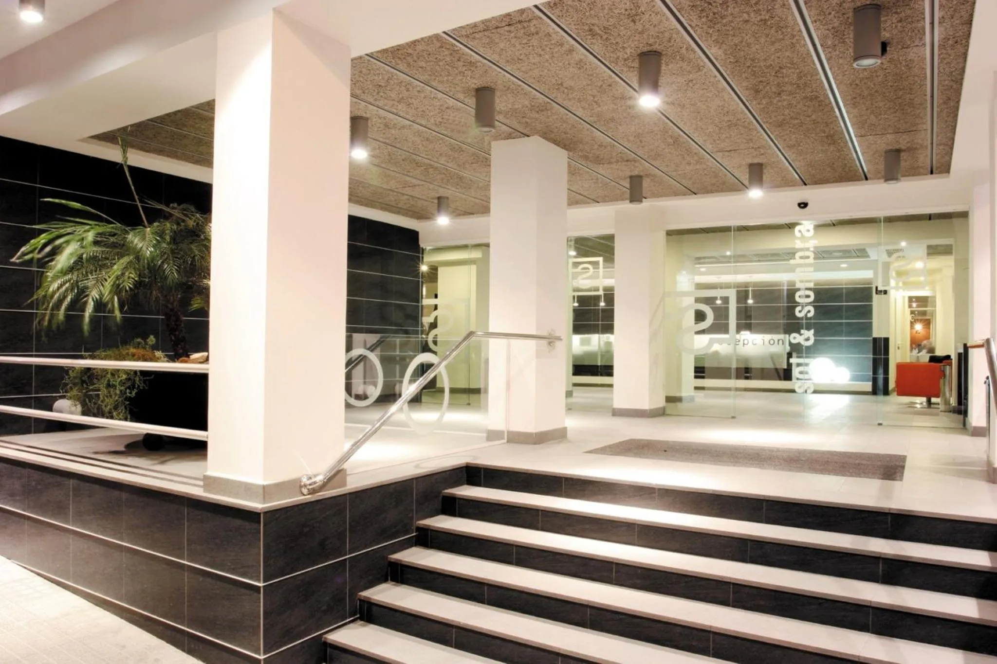 Lobby or reception in Sol y Sombra