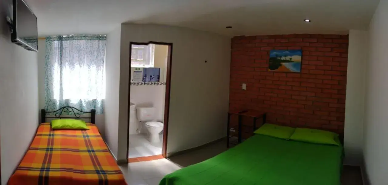 Classic Triple Room - single occupancy in Córest Hotel Classic Triple Room - single occupancy in Córest Hotel
