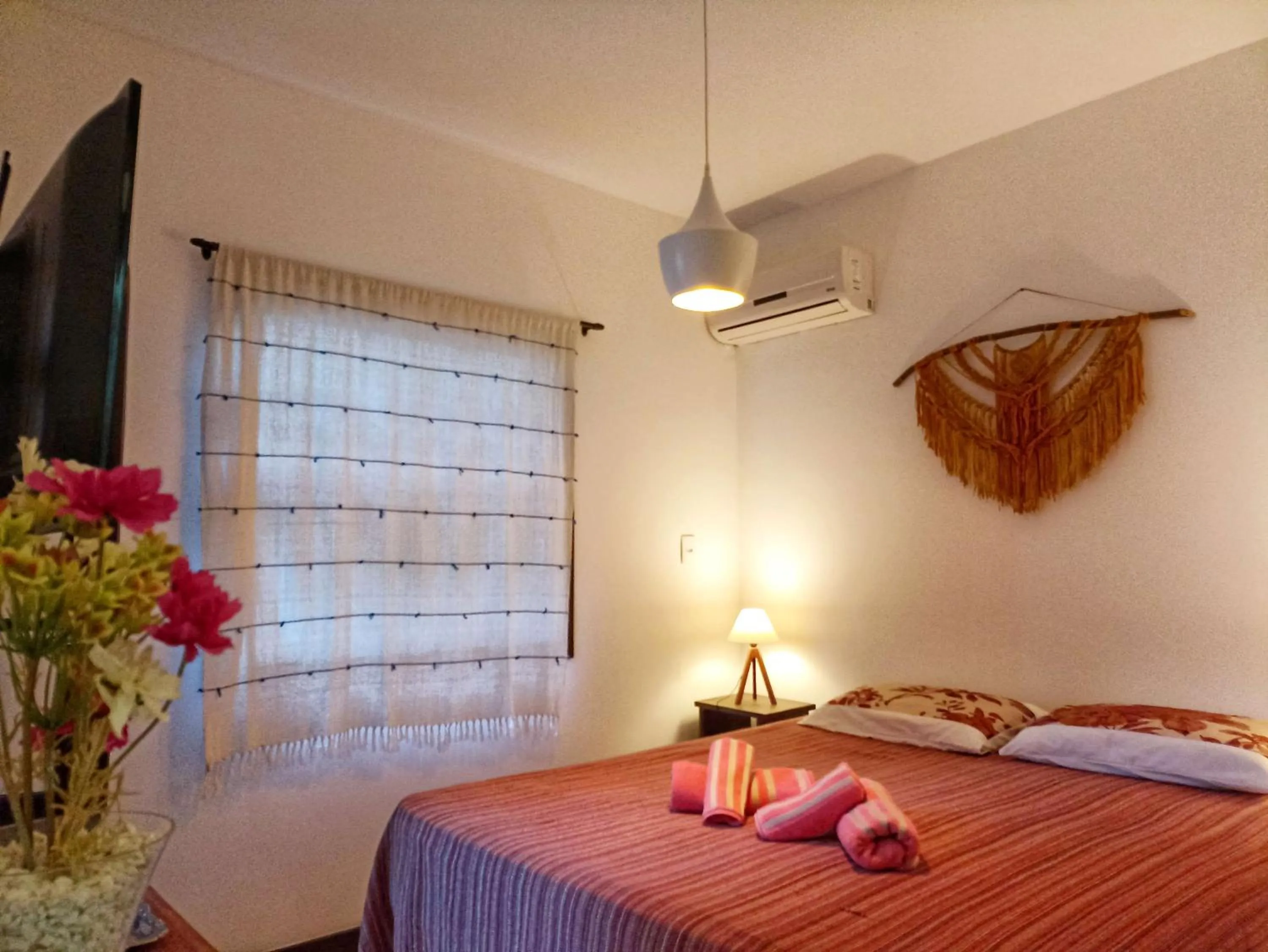 Photo of the whole room, Bed in Solar das Pétalas Guest House