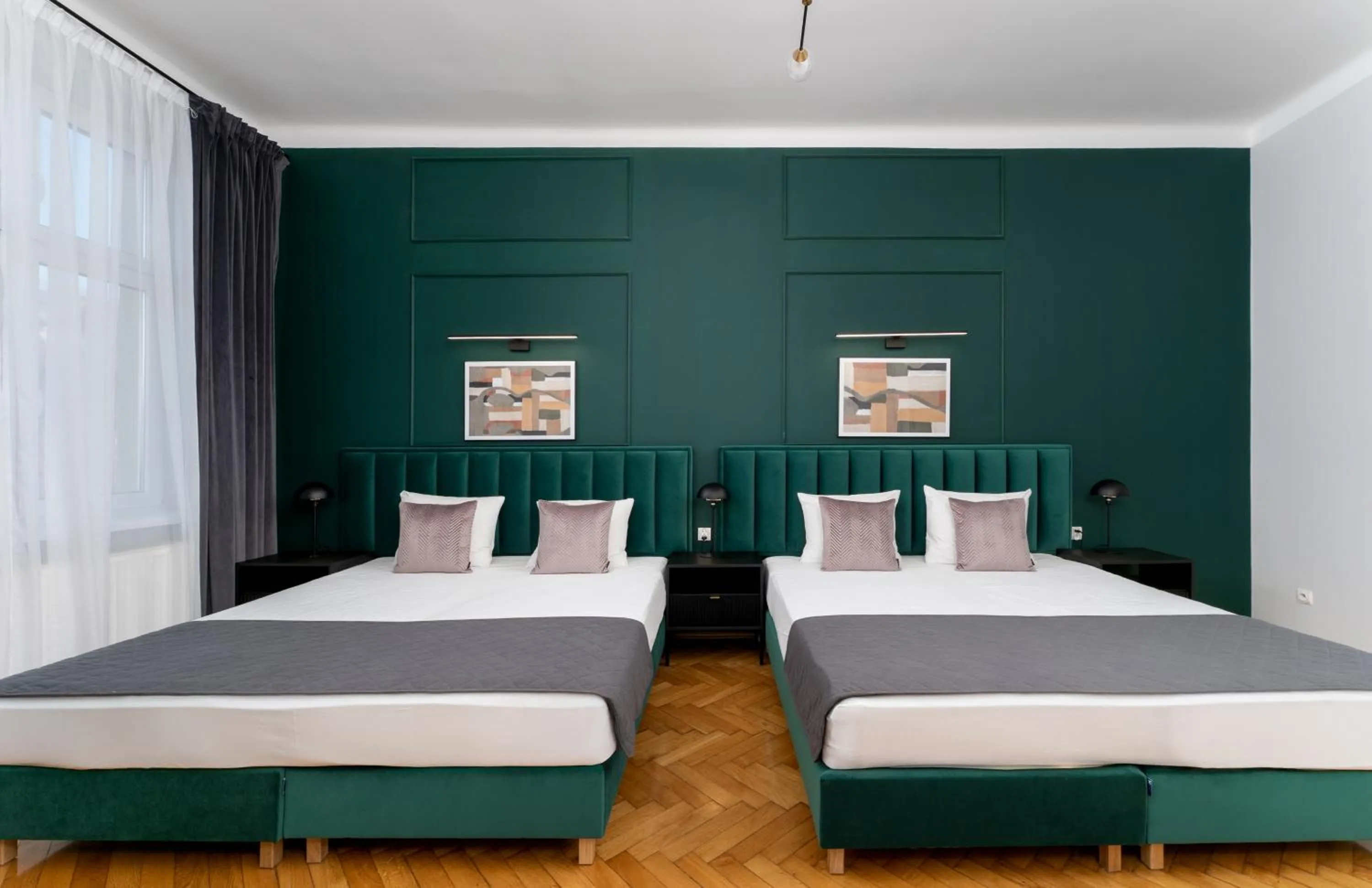 Bed in Wawel Apartments - Old Town