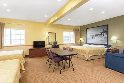 Deluxe Triple Room with Sea View - single occupancy in Western Inn & Suites Deluxe Triple Room with Sea View - single occupancy in Western Inn & Suites