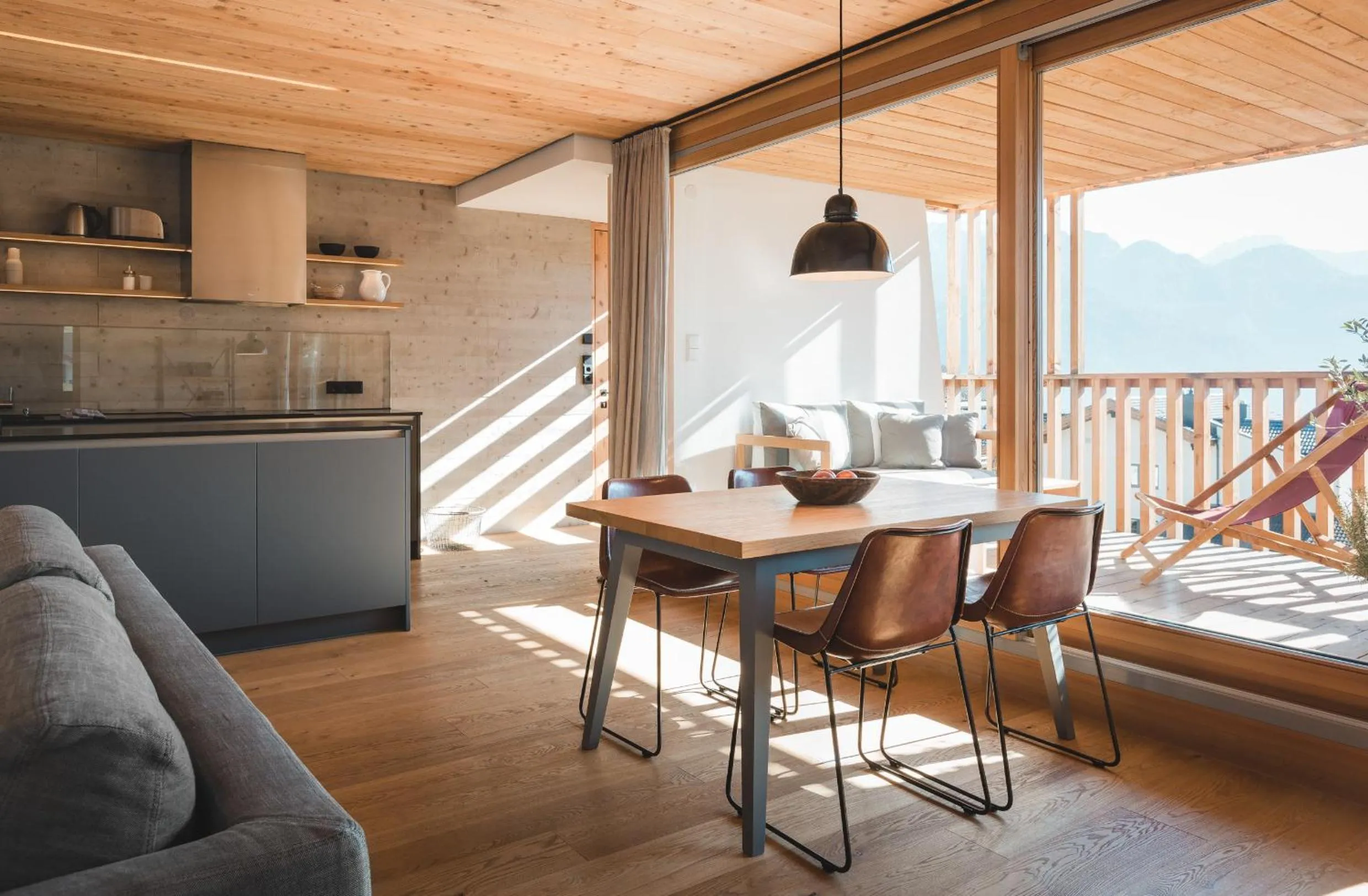 Kitchen or kitchenette in Chesa Muntanella