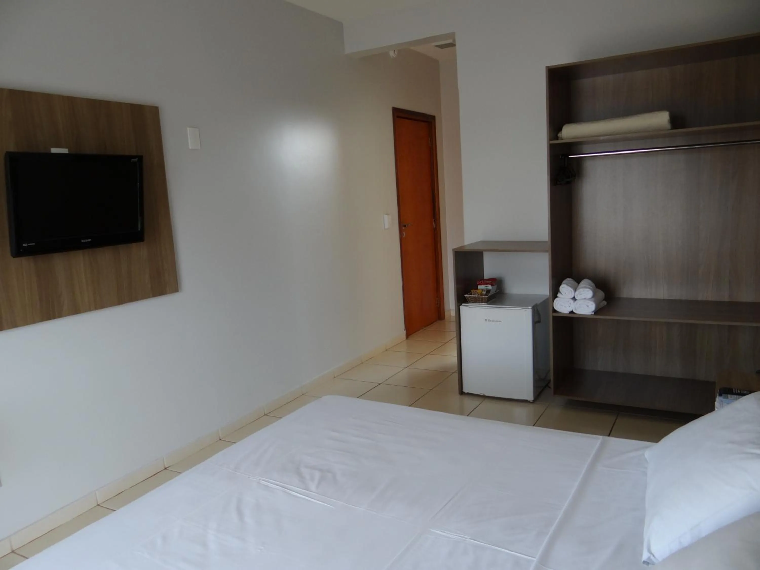 Photo of the whole room, Bed in Rota Hotéis