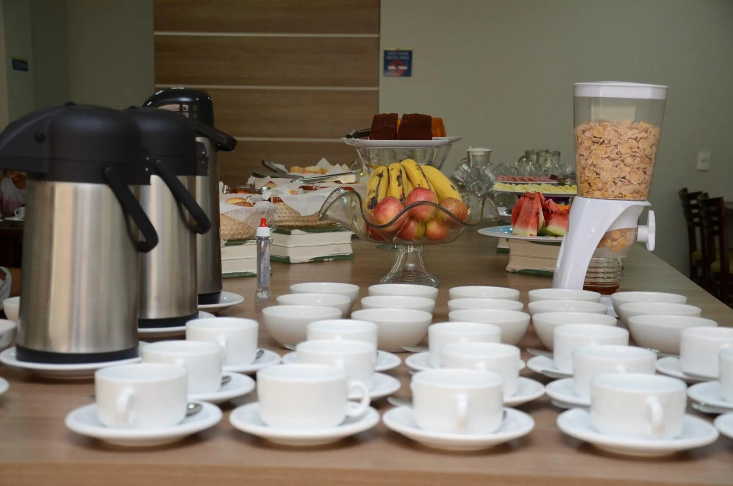 Buffet breakfast in Rota Hotéis