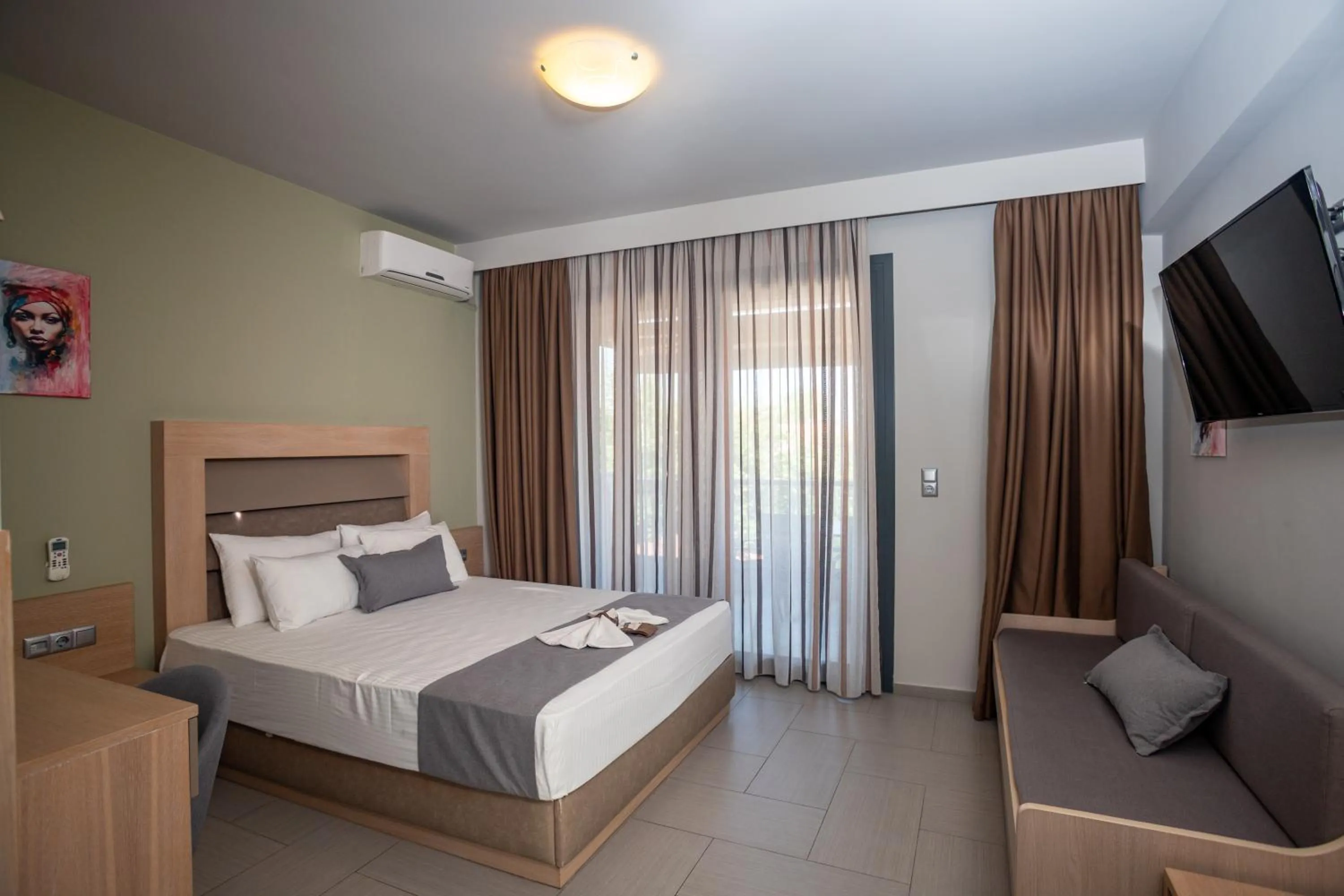 TV and multimedia, Bed in Amalia Center