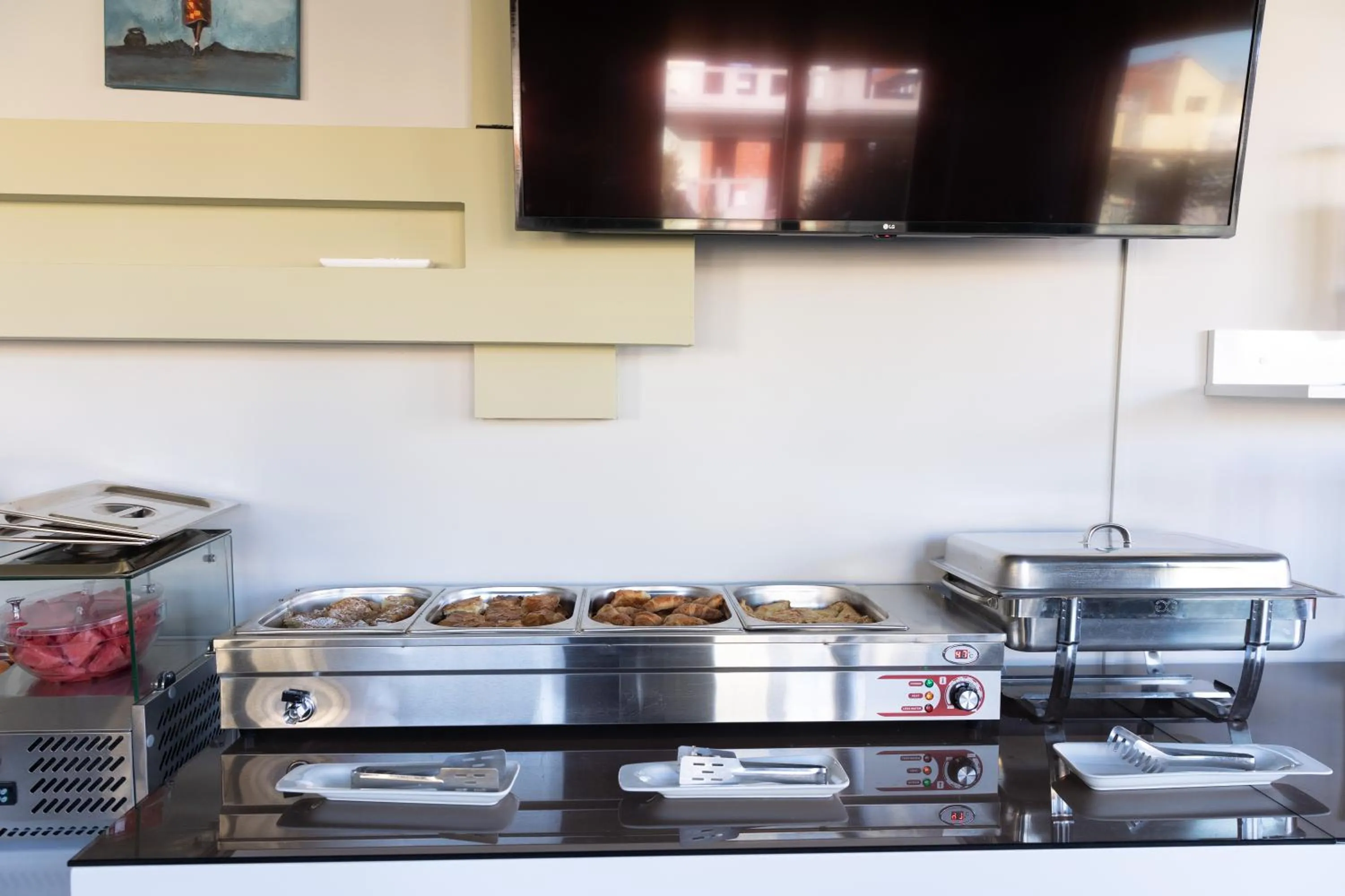 Breakfast in Amalia Center