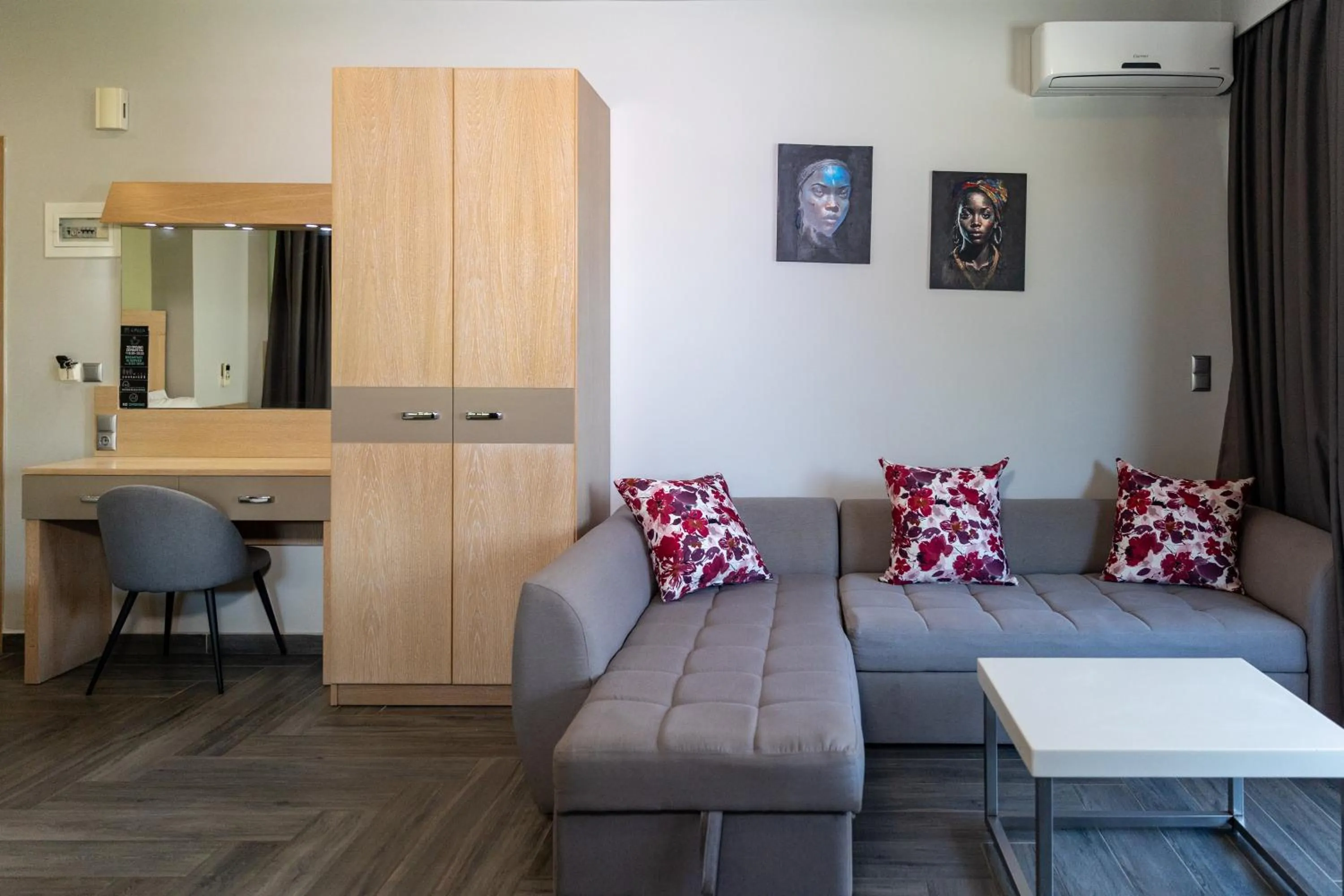 Seating area in Amalia Center