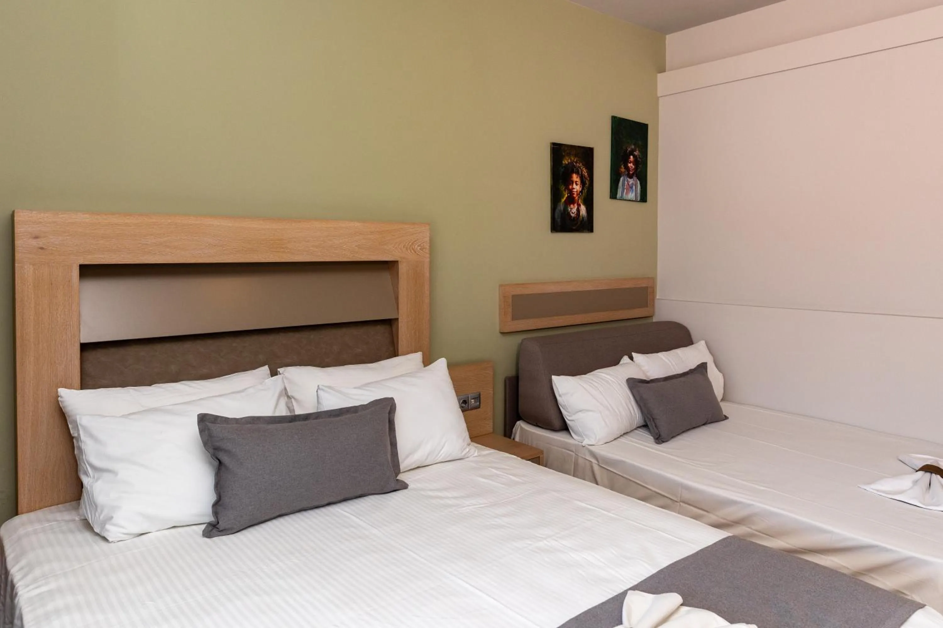 Bed in Amalia Center