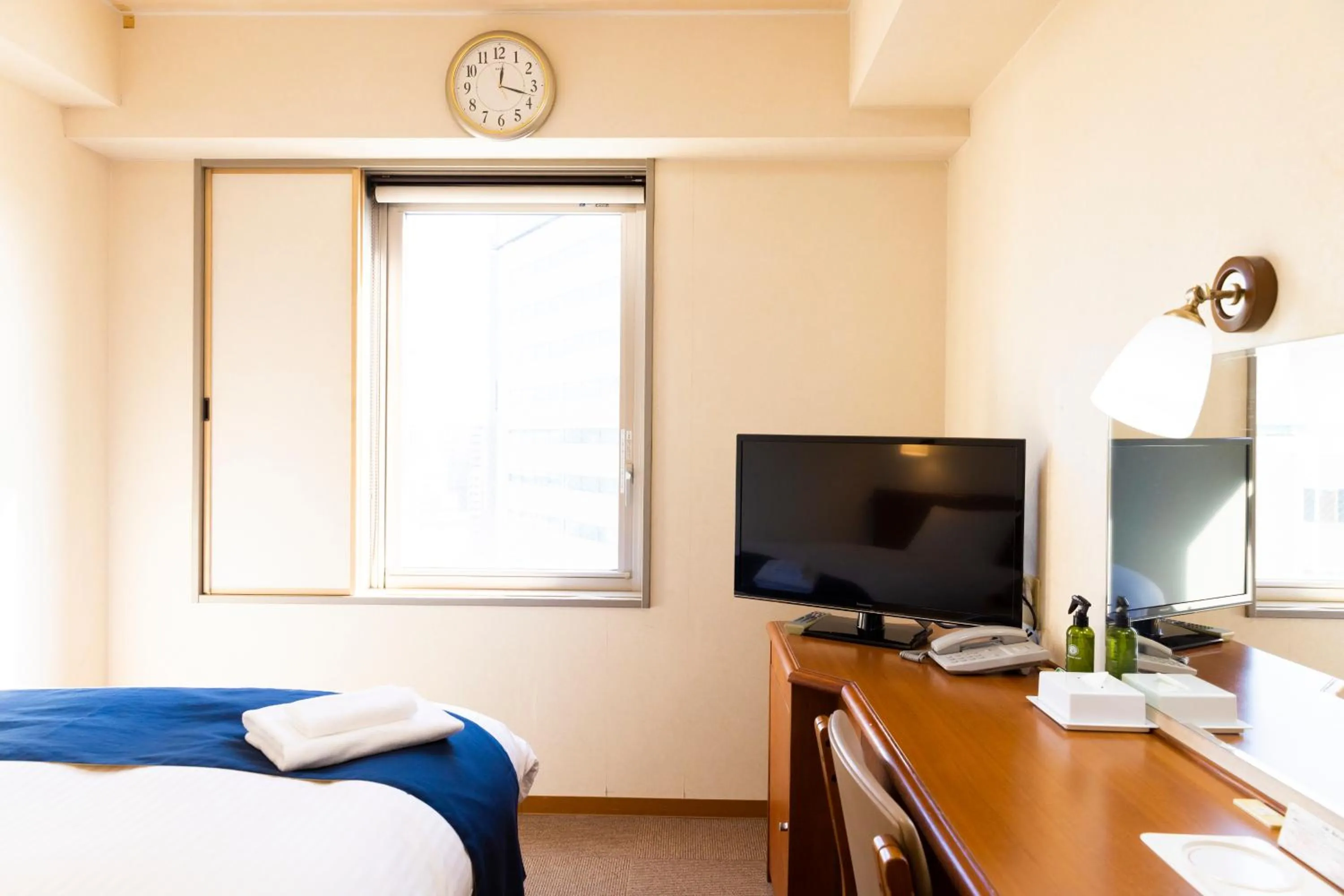 Photo of the whole room, Bed in Natural Hot Spring Ariston Hotel Oita