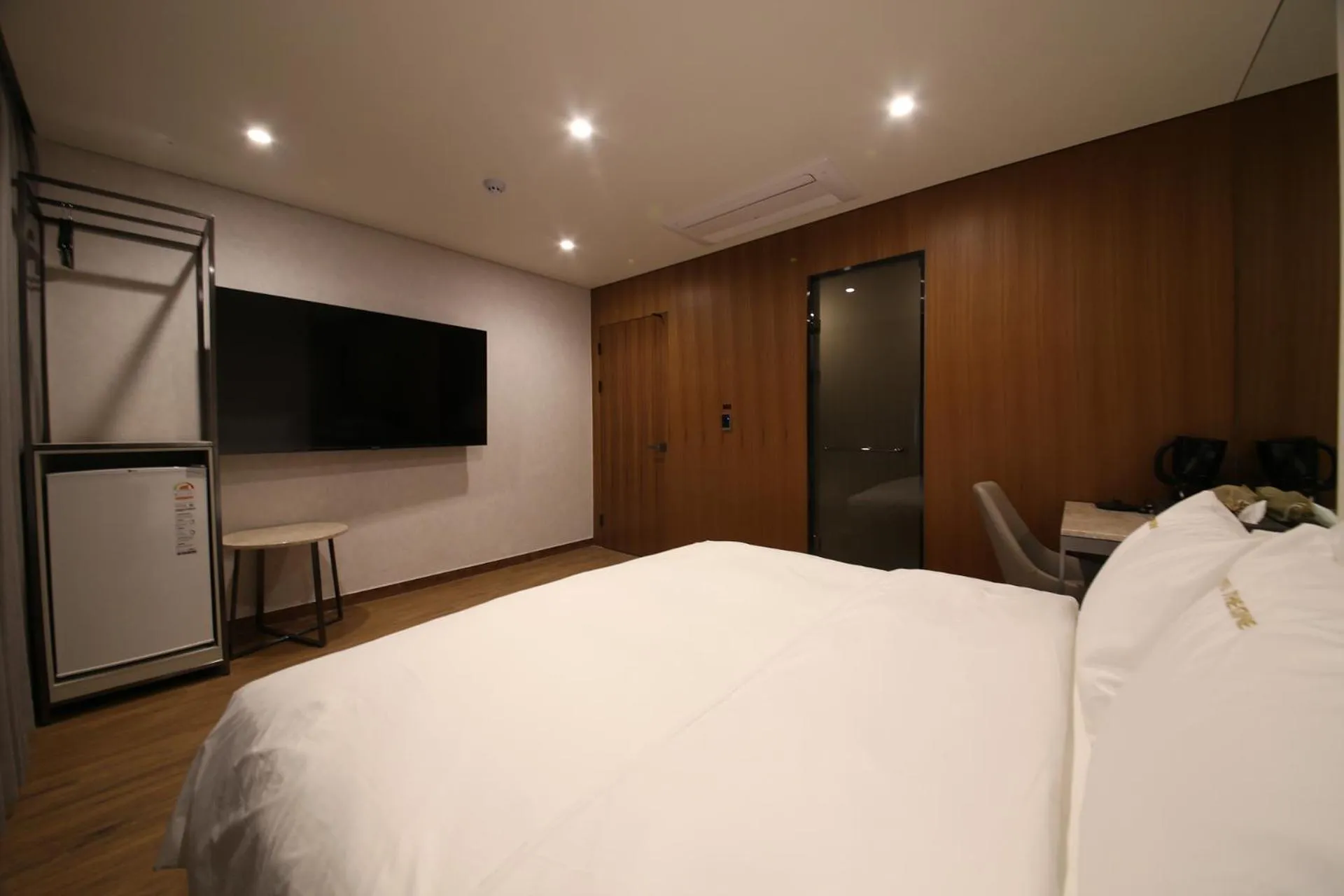 Bed in Hotel The One