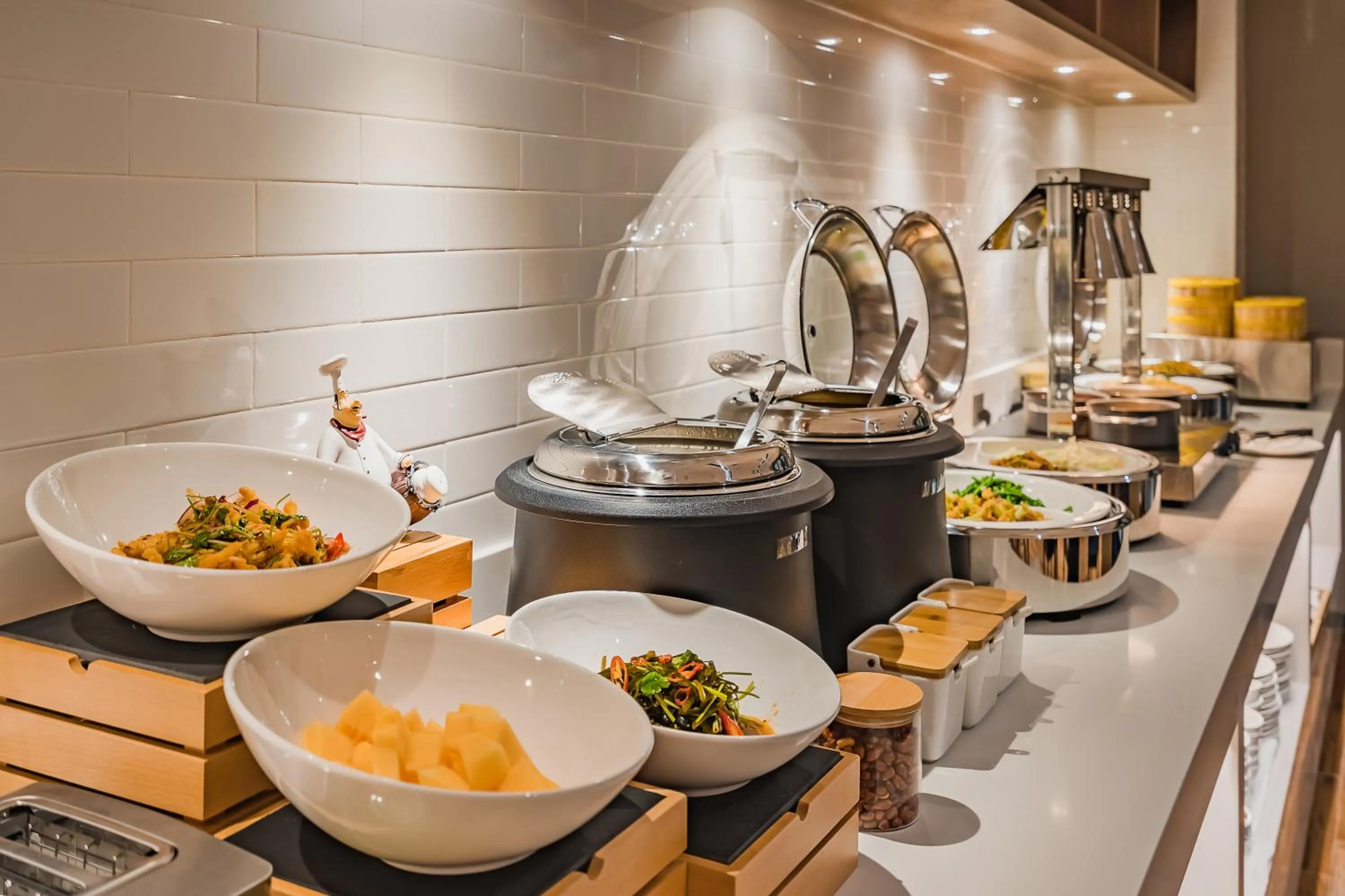 Food and drinks in Echarm Plus International Hotel Guangzhou South Railway Station Zhongcun Metro Station Branch