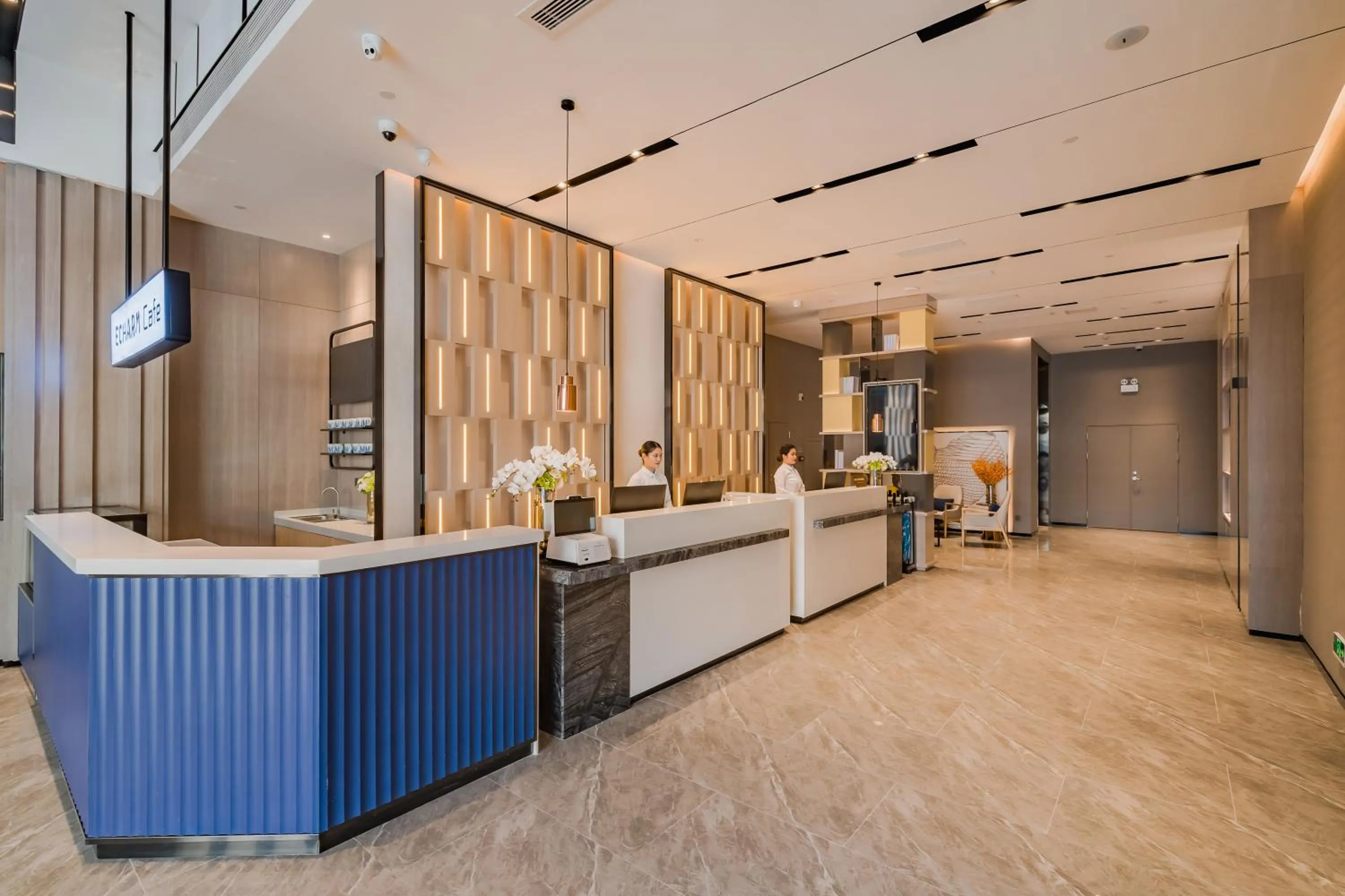 Lobby or reception in Echarm Plus International Hotel Guangzhou South Railway Station Zhongcun Metro Station Branch
