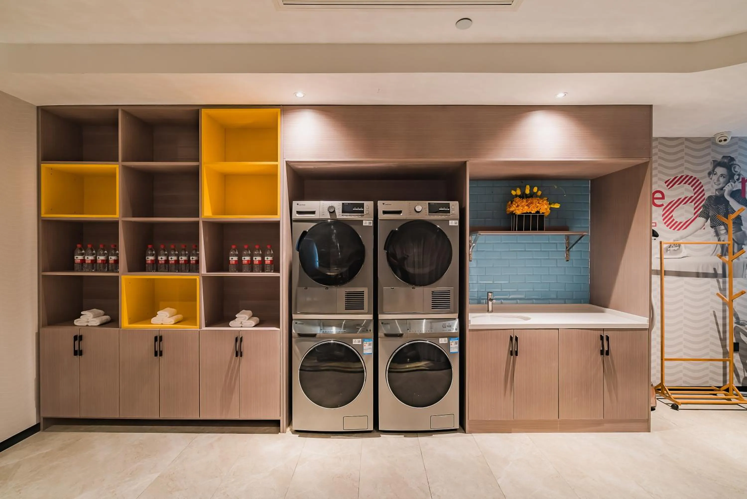 washing machine in Echarm Plus International Hotel Guangzhou South Railway Station Zhongcun Metro Station Branch