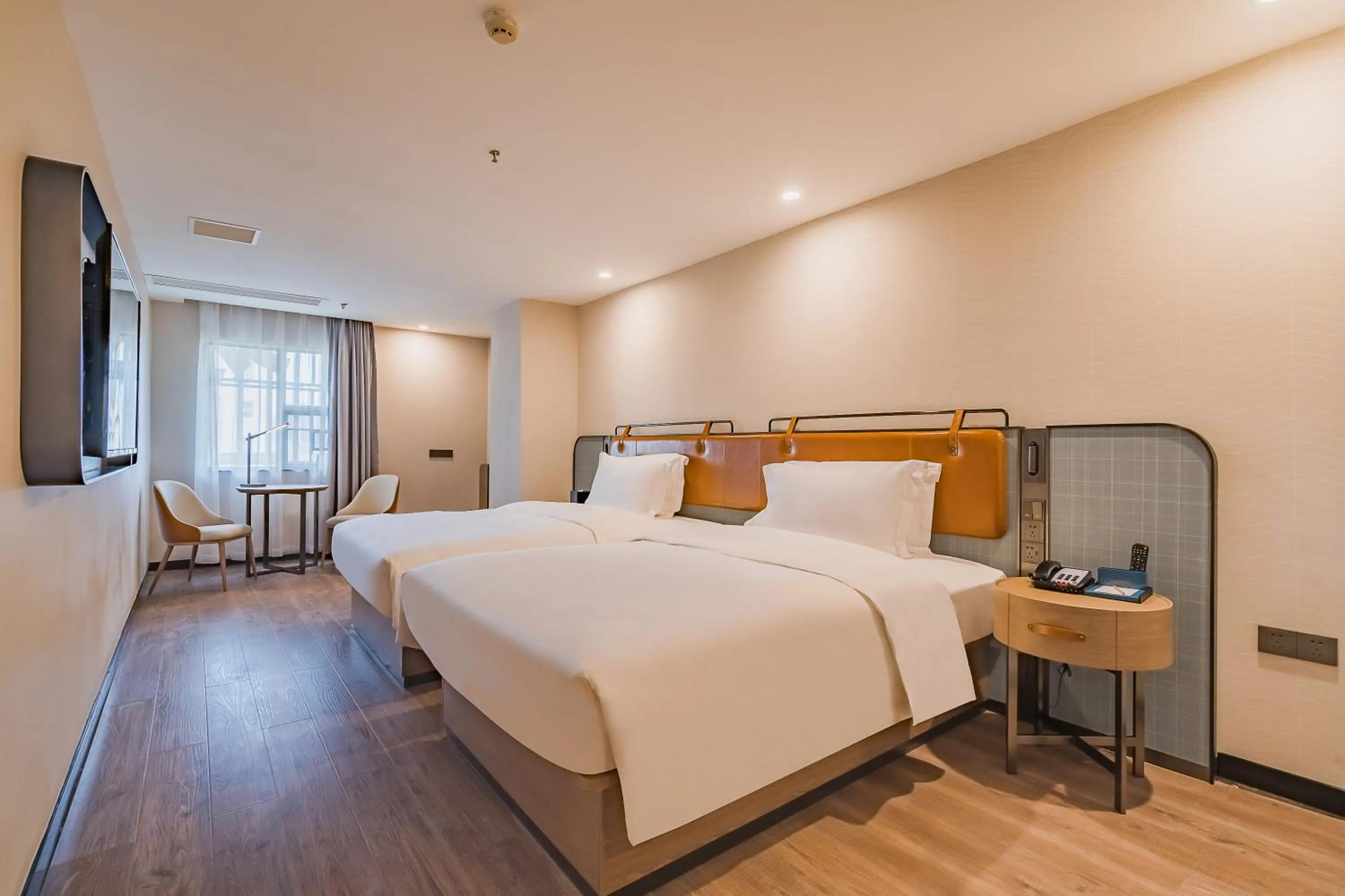 Bed in Echarm Plus International Hotel Guangzhou South Railway Station Zhongcun Metro Station Branch