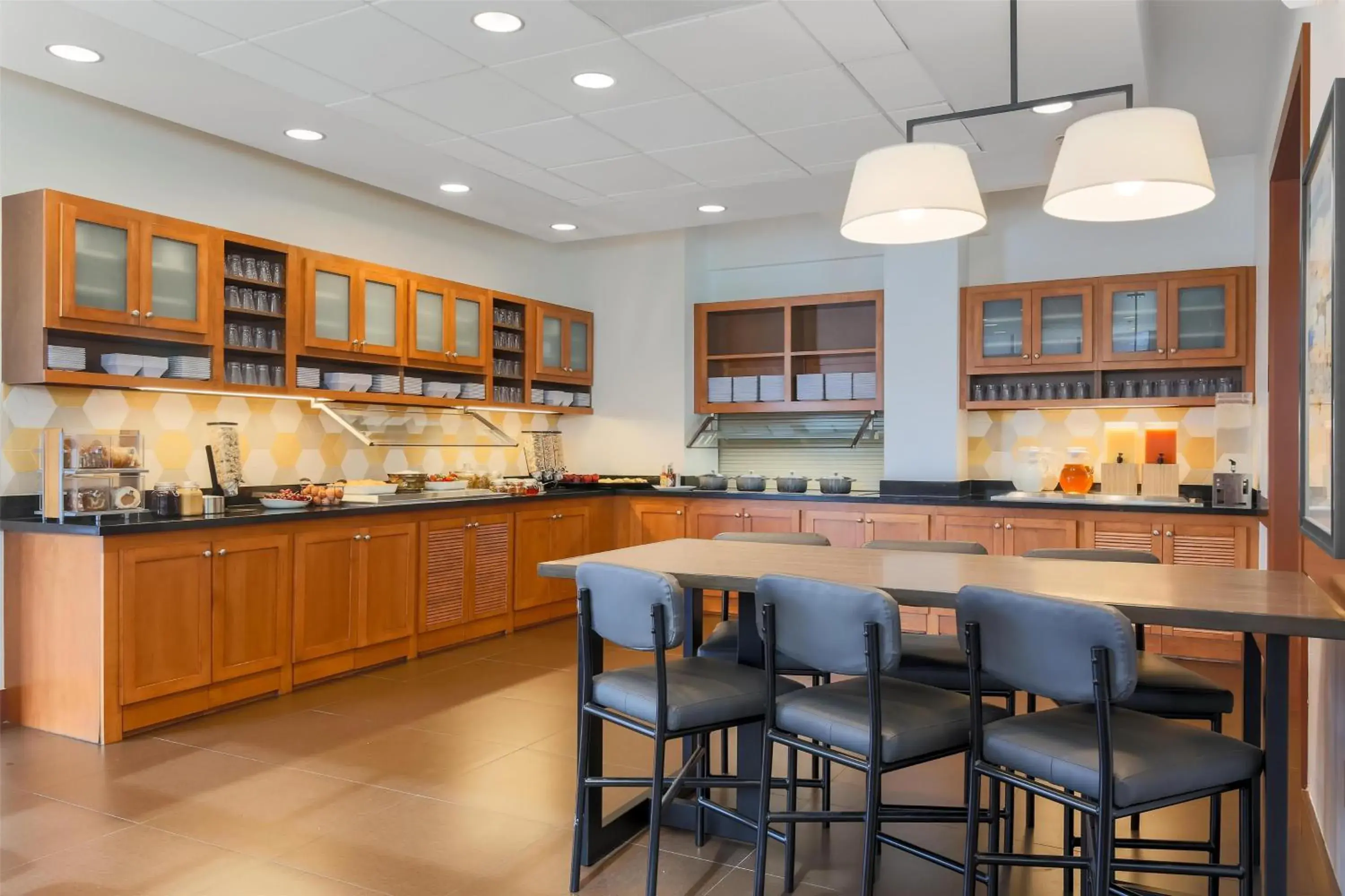 Restaurant/places to eat in Hyatt Place UC Davis Restaurant/places to eat in Hyatt Place UC Davis