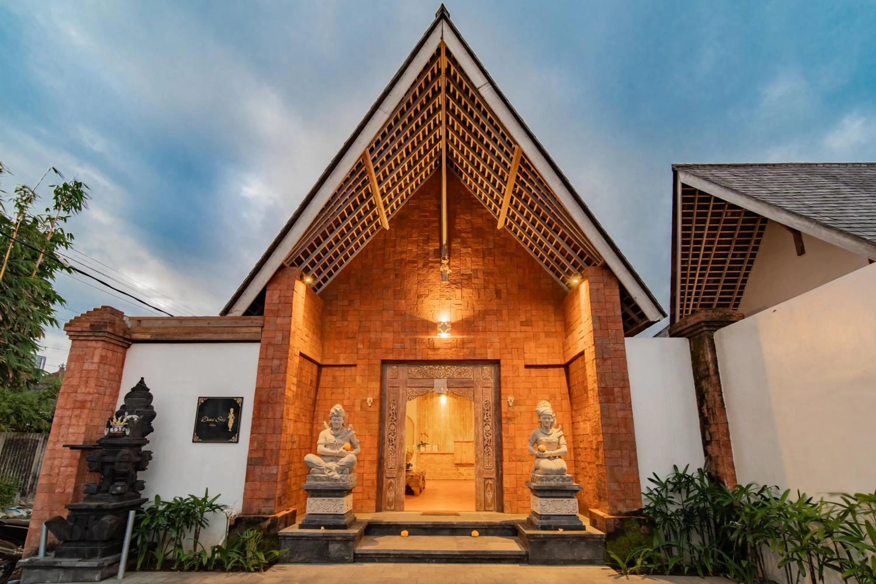 Facade/entrance in Dewi Sri Villa Ubud by Mahaputra