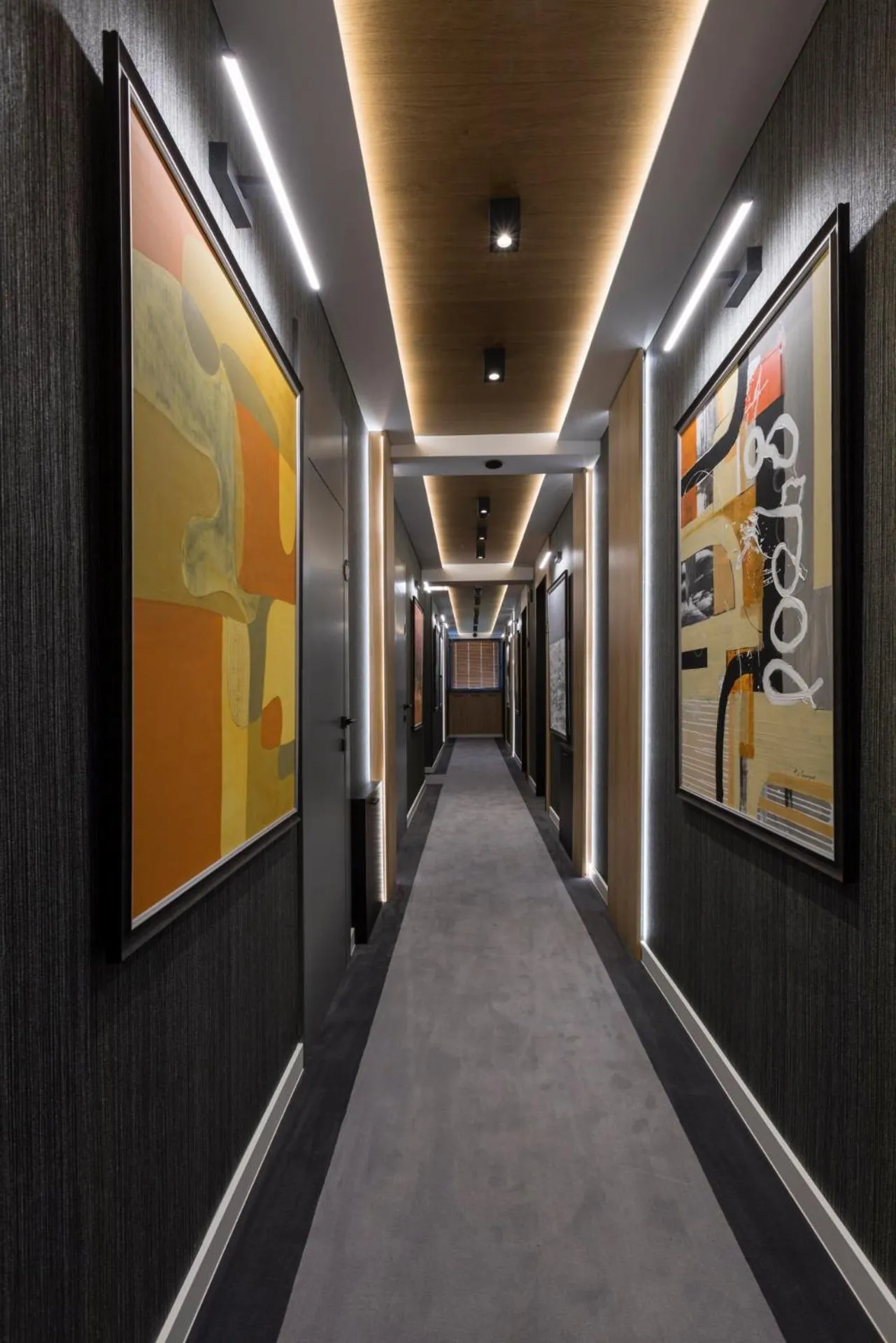 Park Hotel Novel