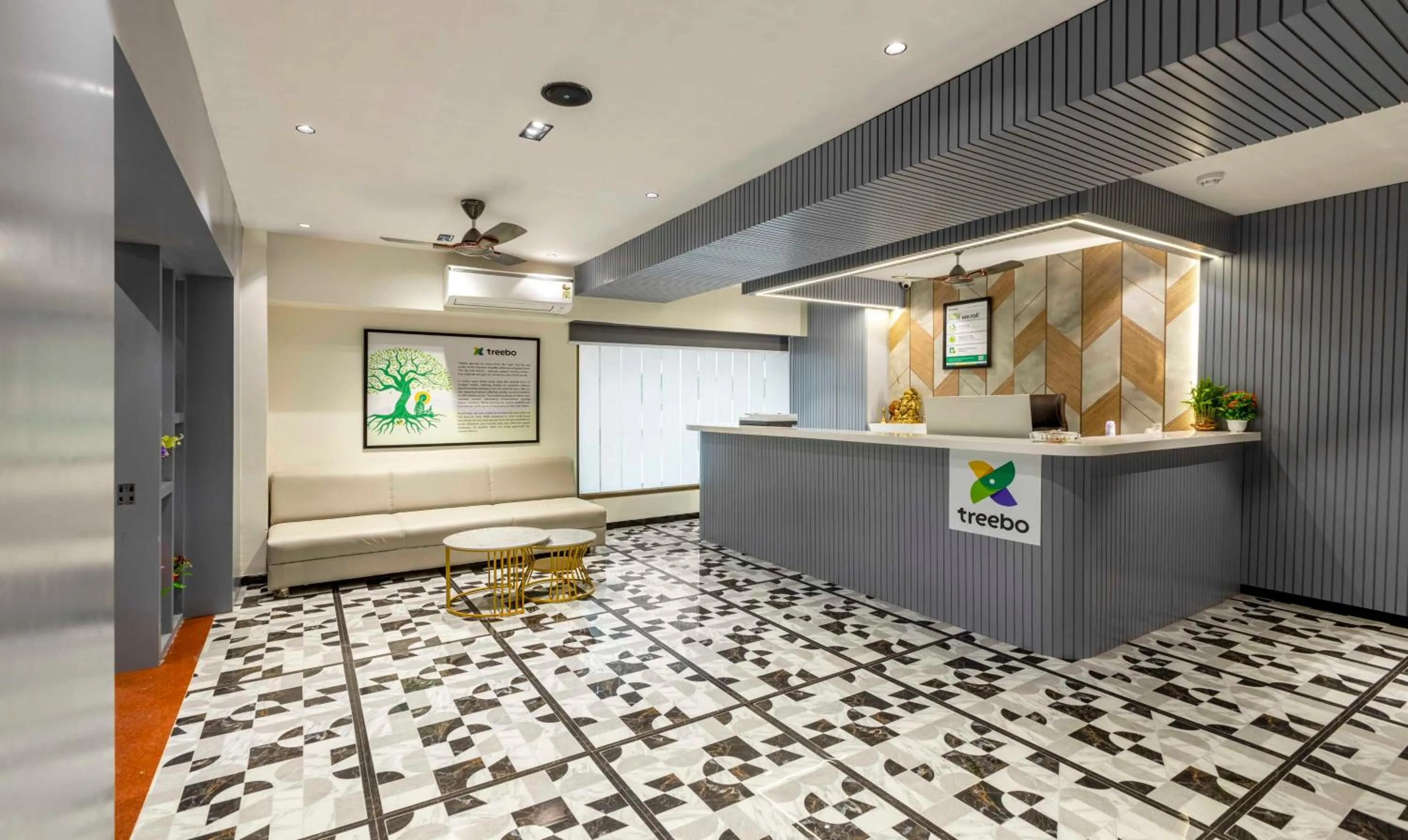 Lobby or reception in Treebo KBC