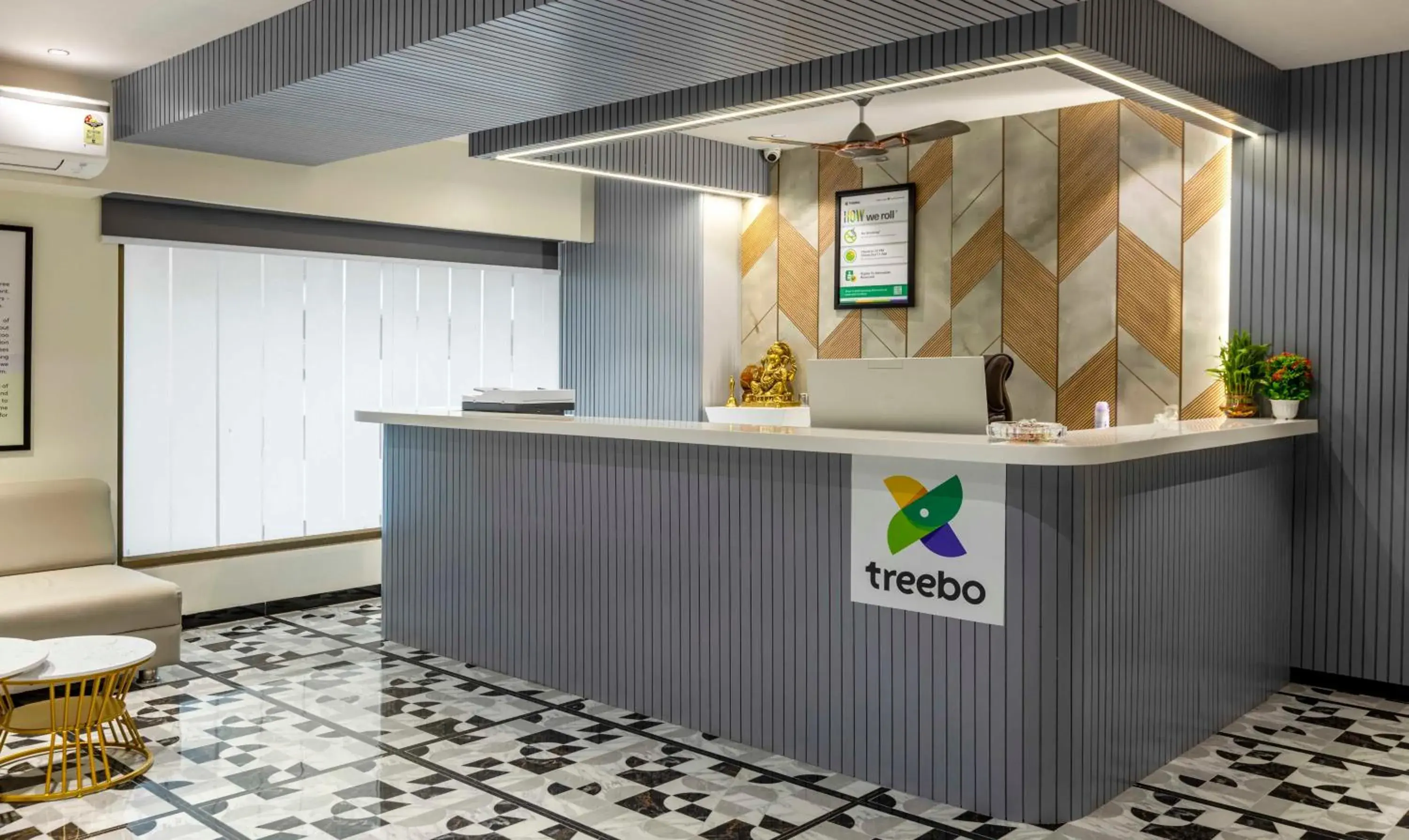 Lobby or reception in Treebo KBC Lobby or reception in Treebo KBC