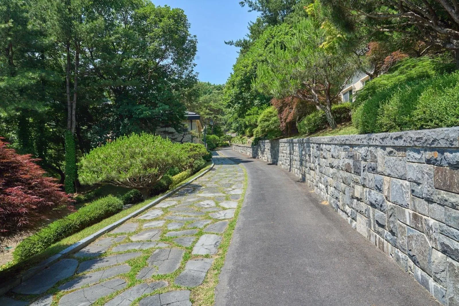 Crystal Valley CC Golden Village