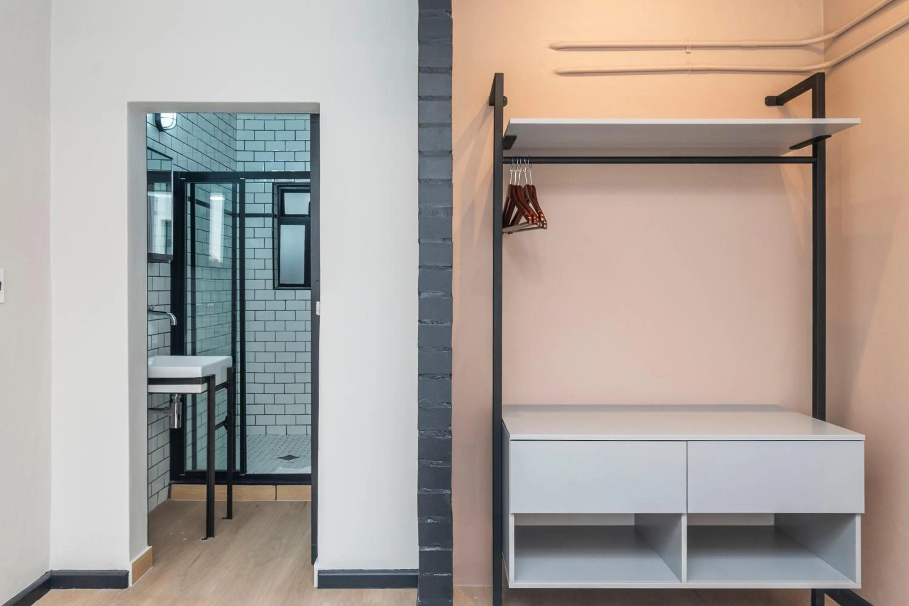 wardrobe in HAVN Aparthotel by Totalstay