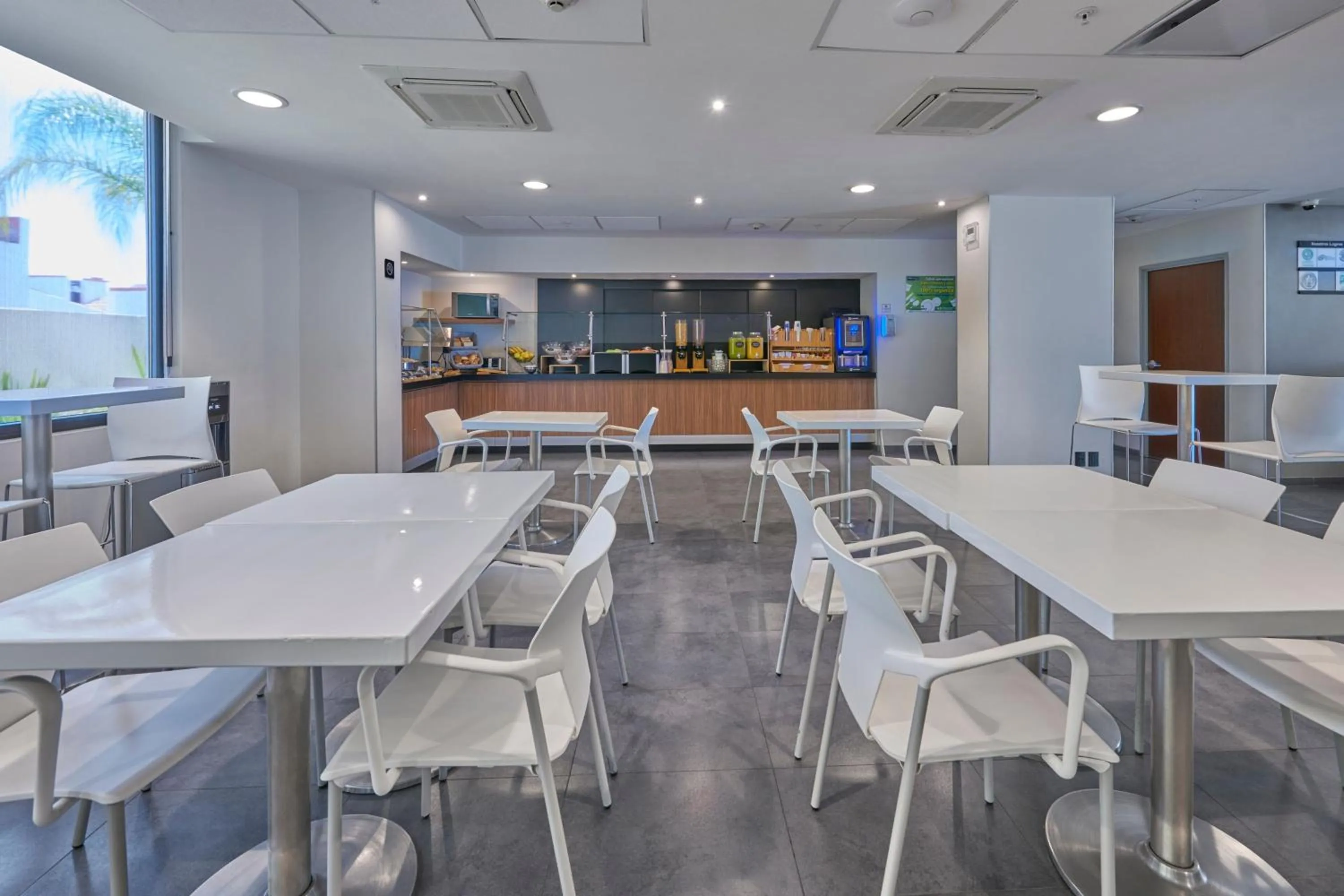 Breakfast in City Express by Marriott Salamanca