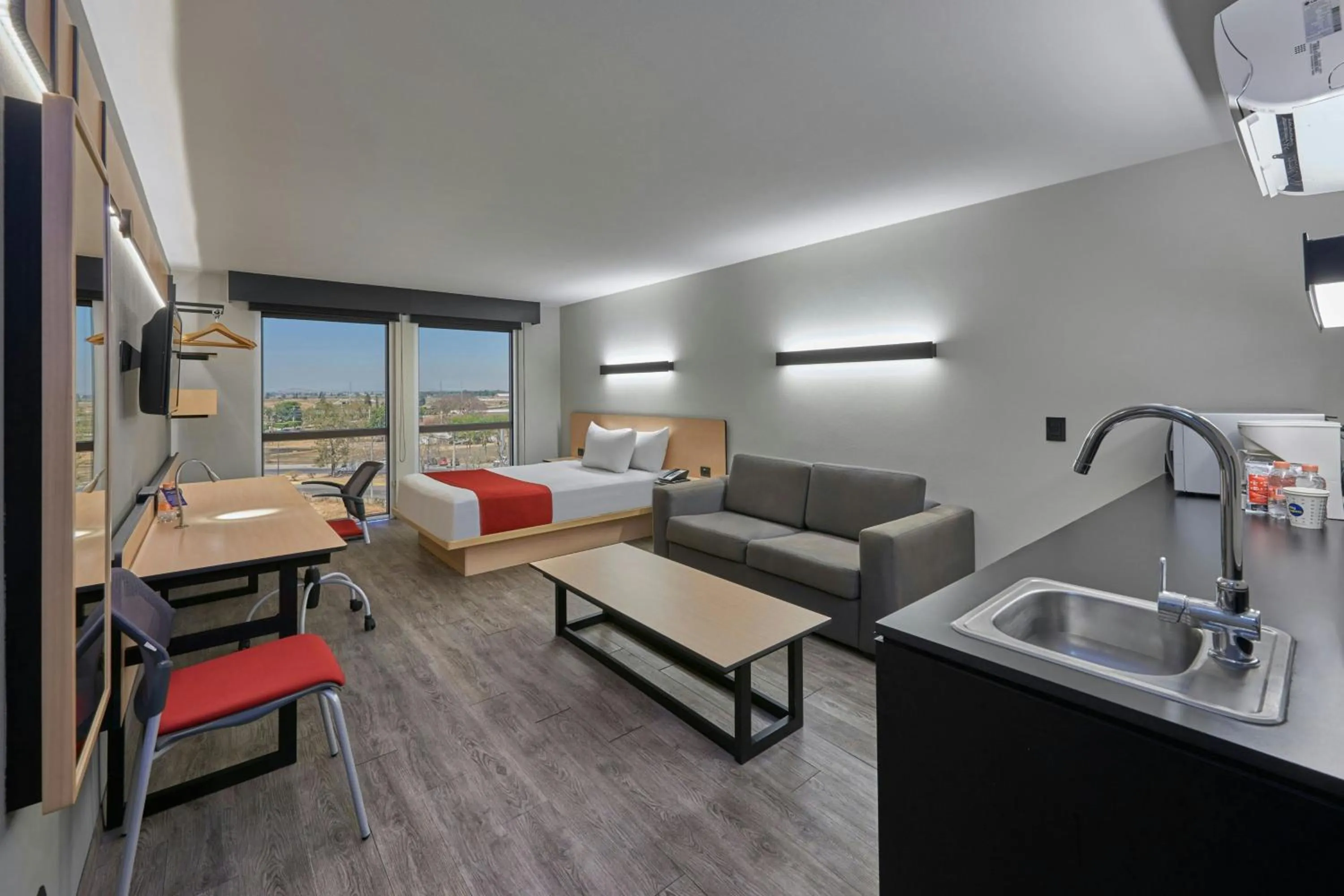 Photo of the whole room, Bed in City Express by Marriott Salamanca