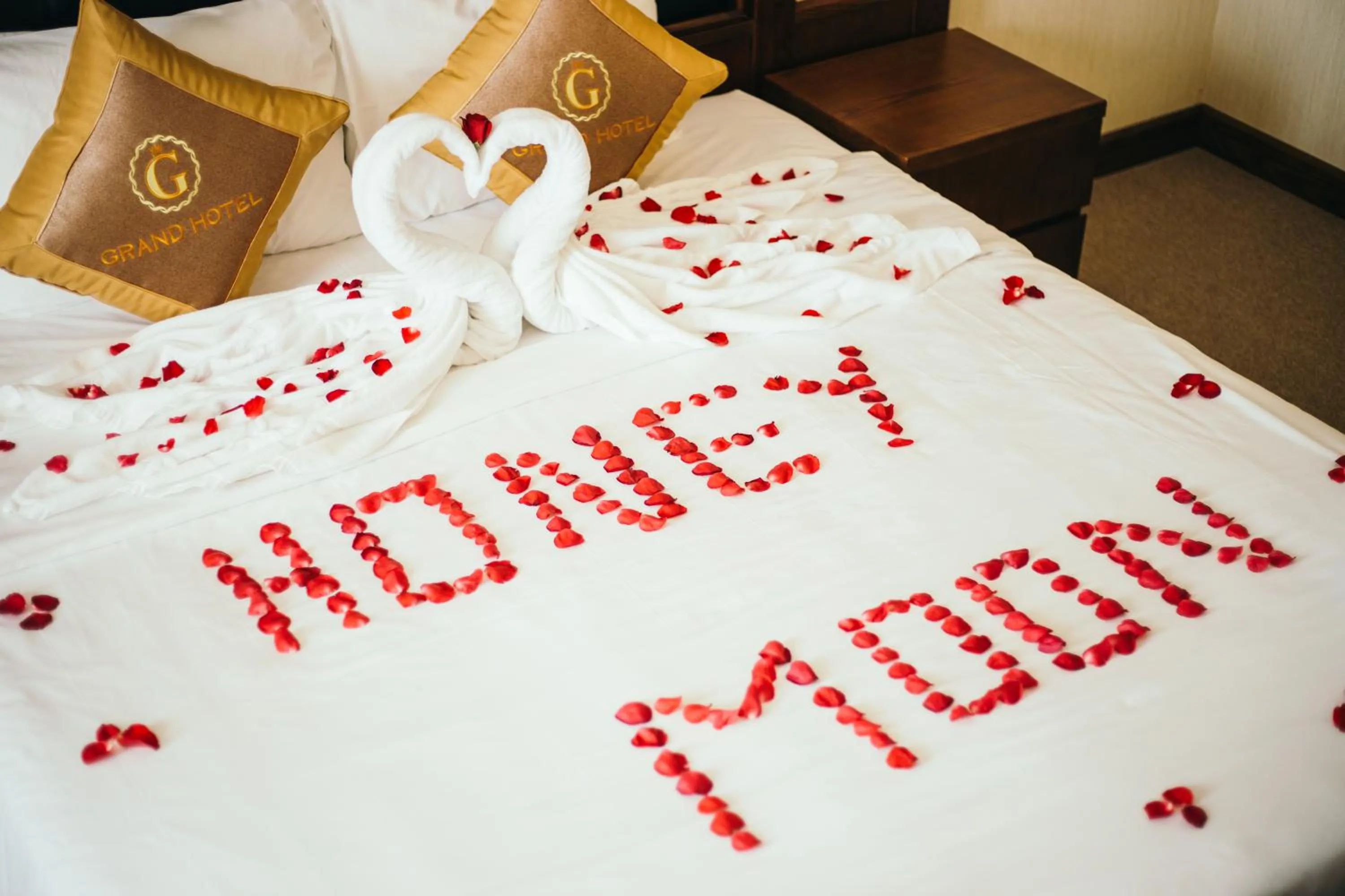 Bed in Grand Móng Cái Hotel