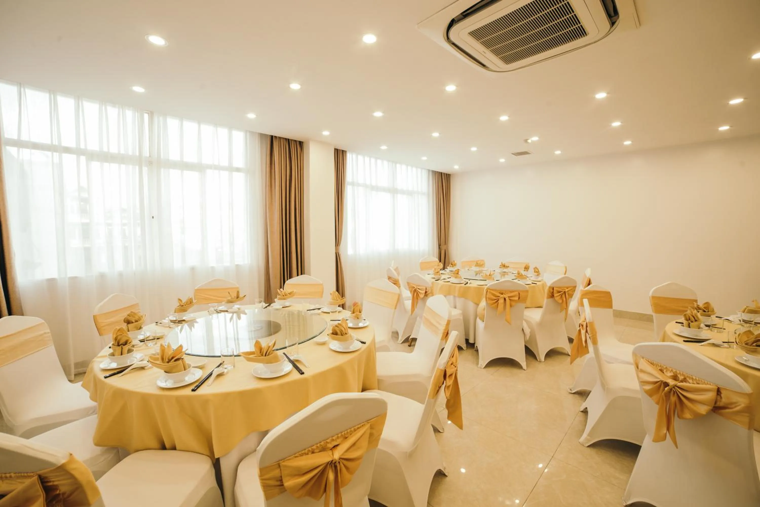 Restaurant/places to eat in Grand Móng Cái Hotel