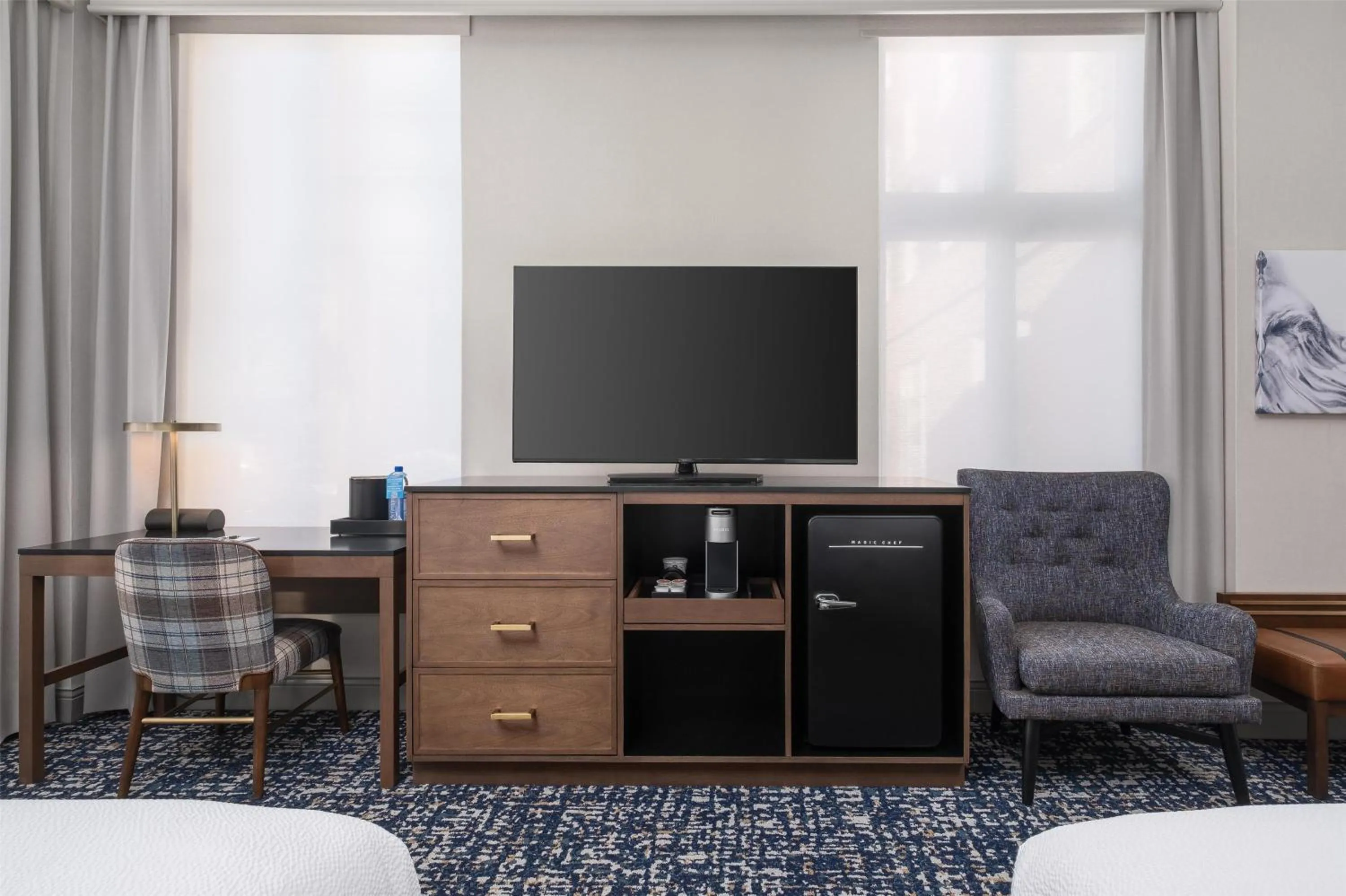 Bedroom, Bed in The Well House Hamilton, Tapestry Collection By Hilton