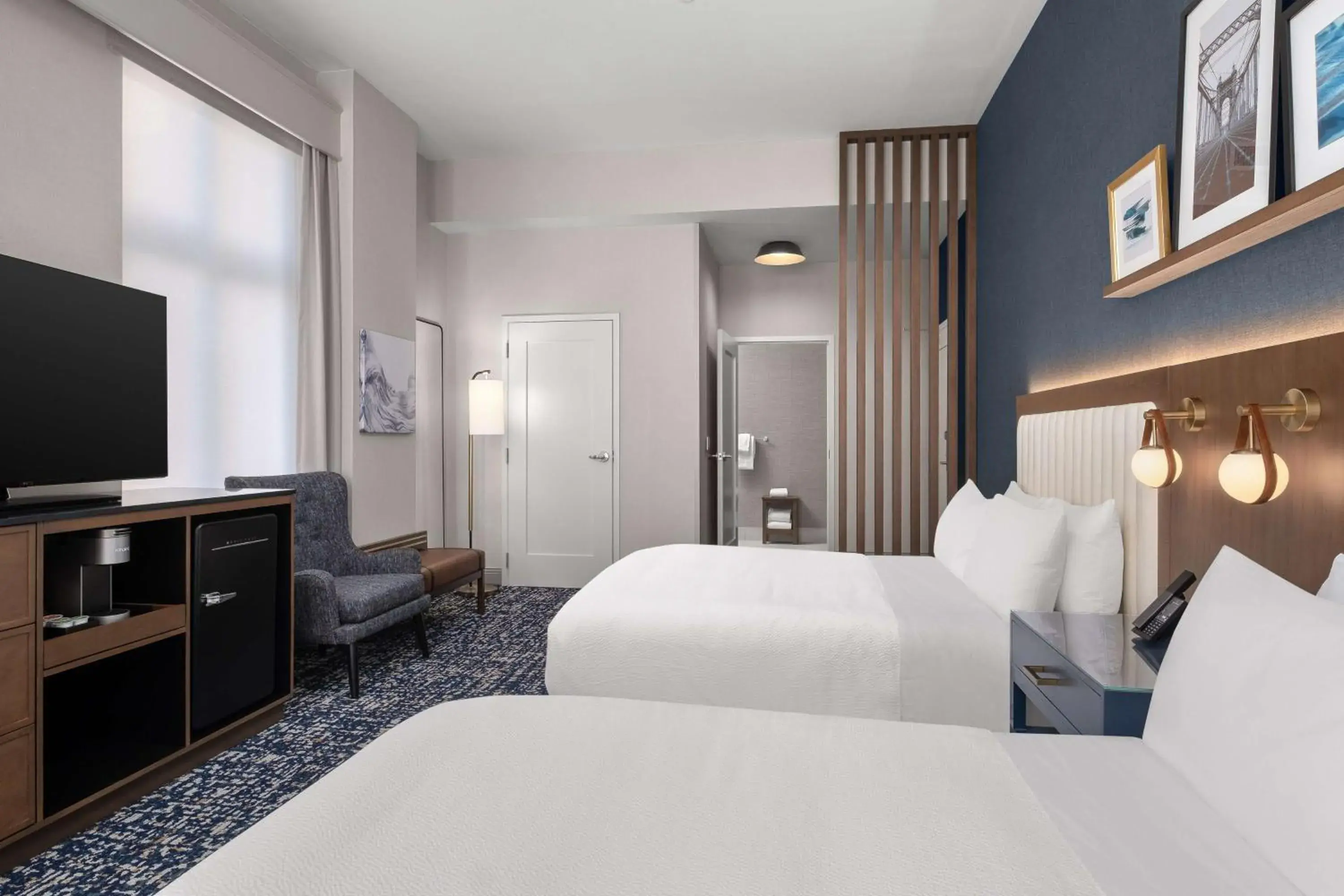 Bed in The Well House Hamilton, Tapestry Collection By Hilton Bed in The Well House Hamilton, Tapestry Collection By Hilton