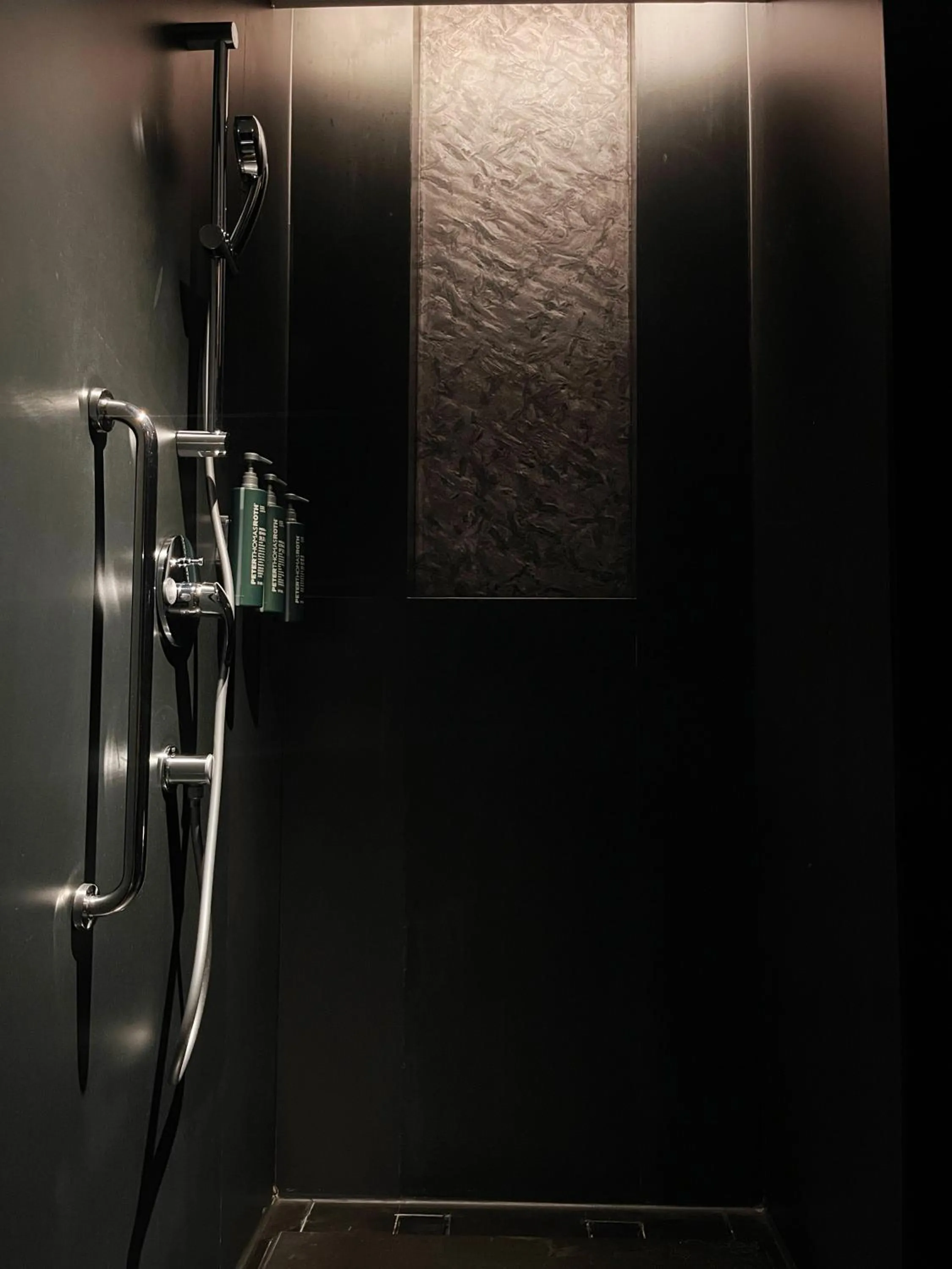 Bathroom in Hilton Garden Inn Xi'An Bell Tower