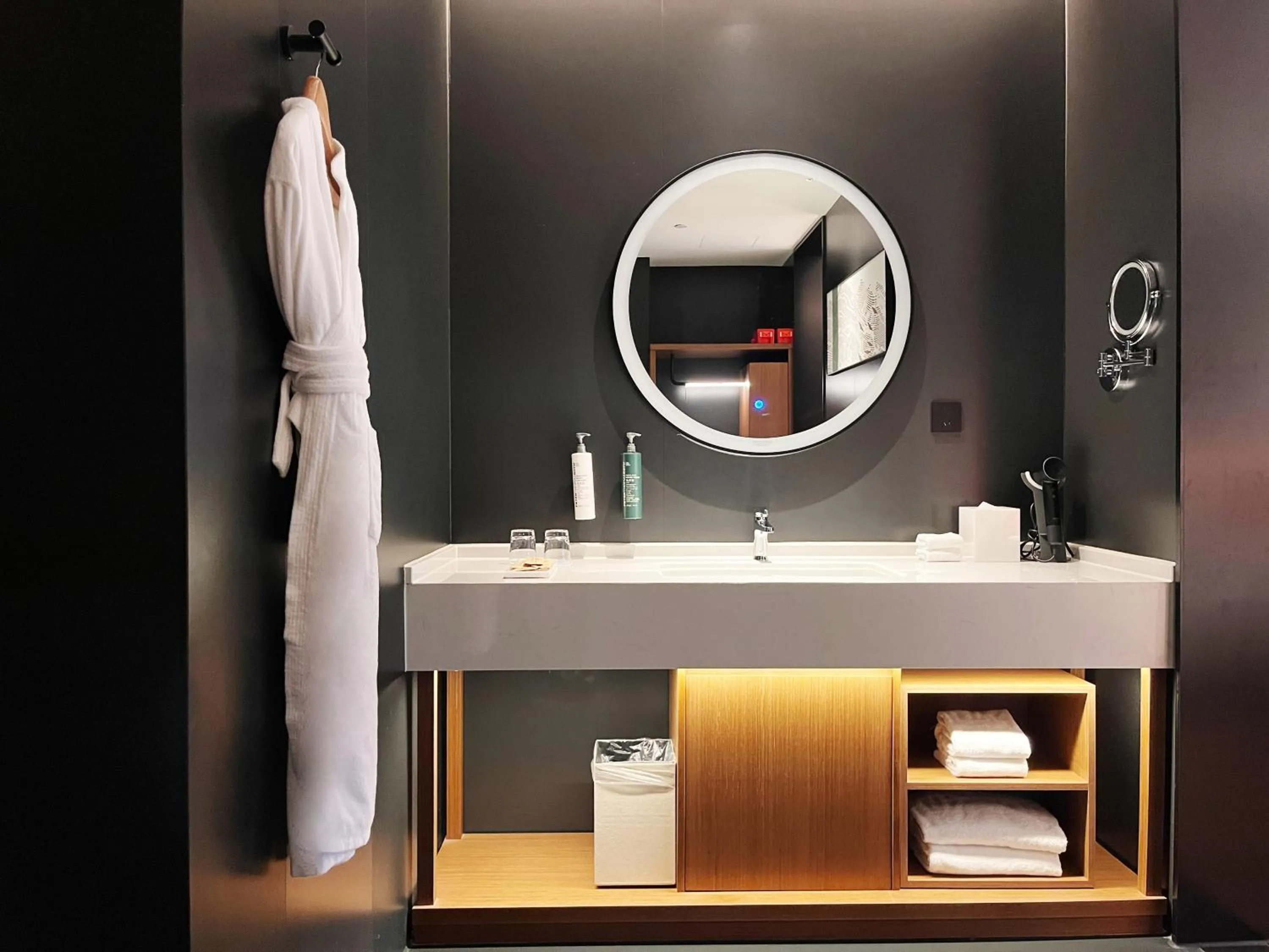 Bathroom in Hilton Garden Inn Xi'An Bell Tower