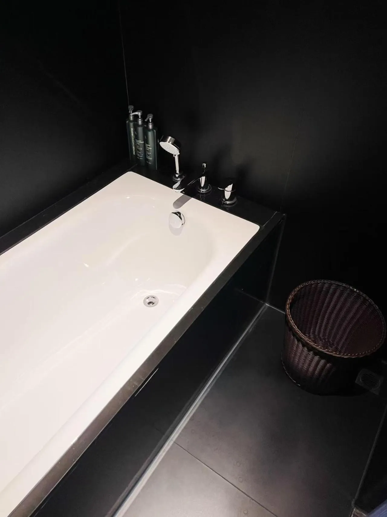 Bathroom in Hilton Garden Inn Xi'An Bell Tower