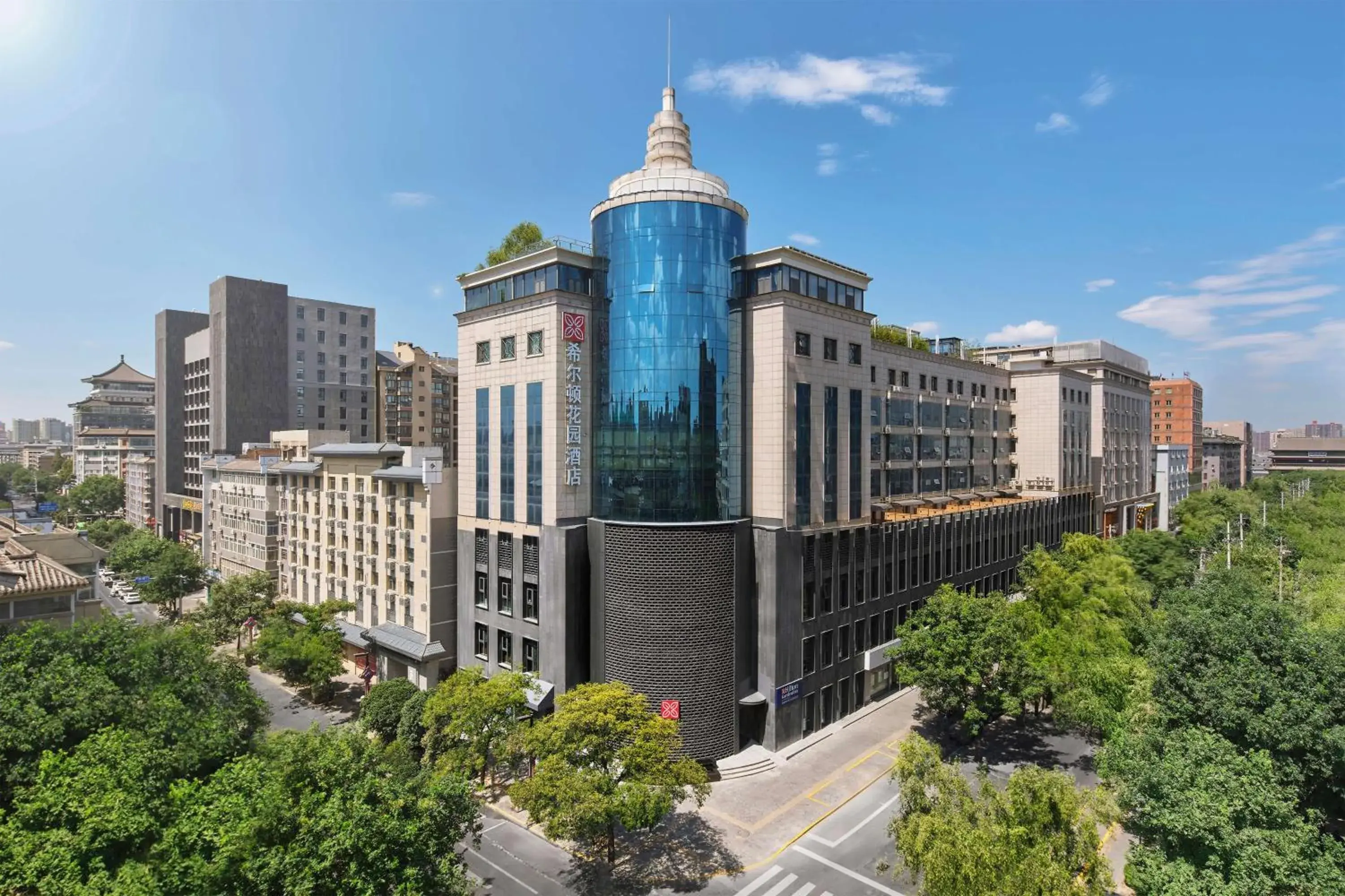 Property building in Hilton Garden Inn Xi'An Bell Tower Property building in Hilton Garden Inn Xi'An Bell Tower