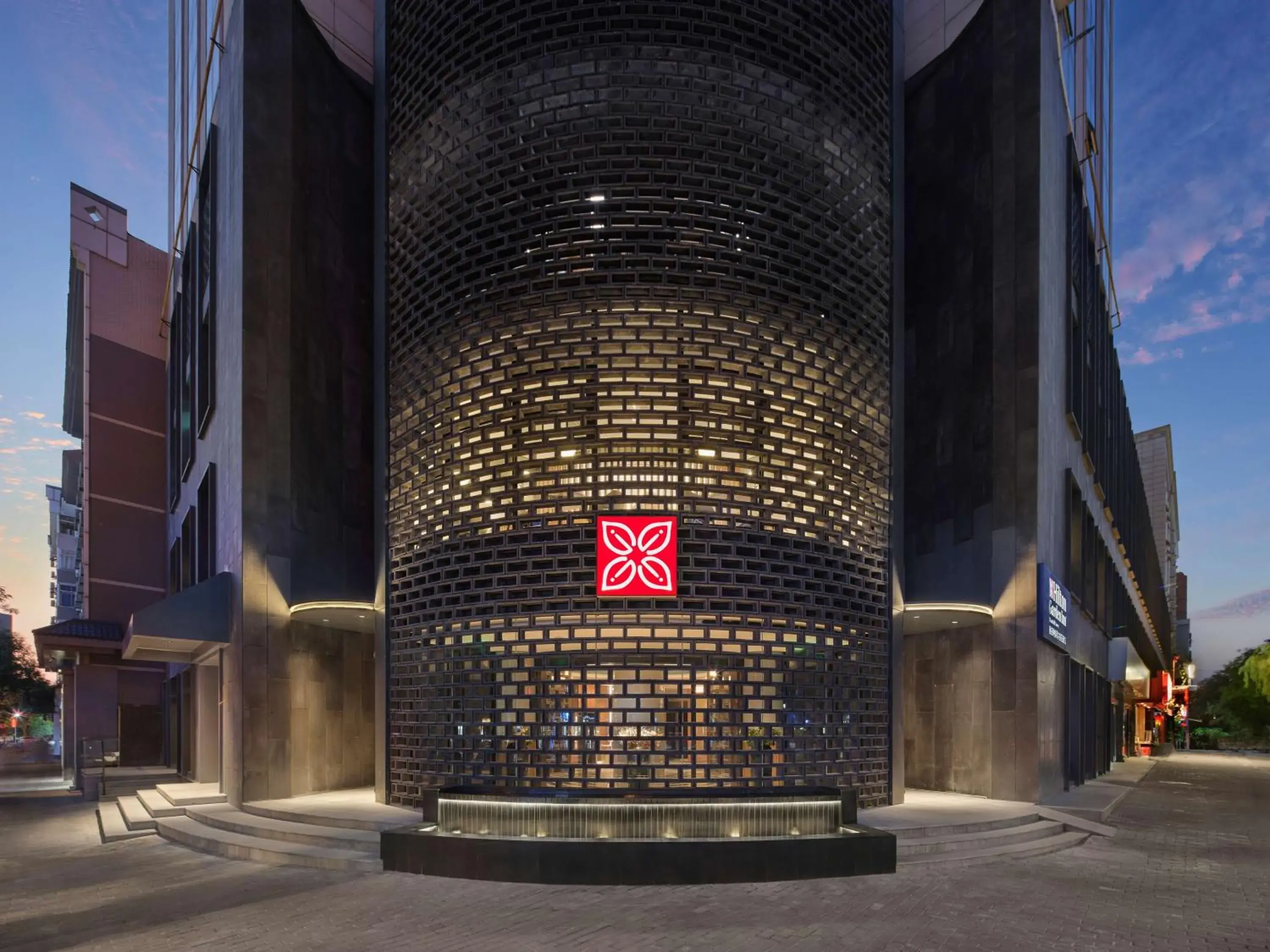Property building in Hilton Garden Inn Xi'An Bell Tower Property building in Hilton Garden Inn Xi'An Bell Tower