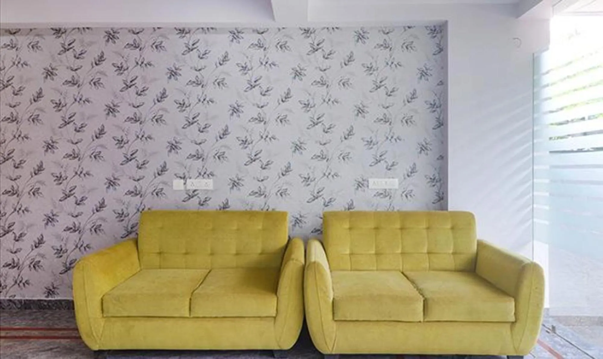 Seating area in FabHotel Star Corporate Suite Near Medanta-The Medicity & Park Hospital, Gurugram