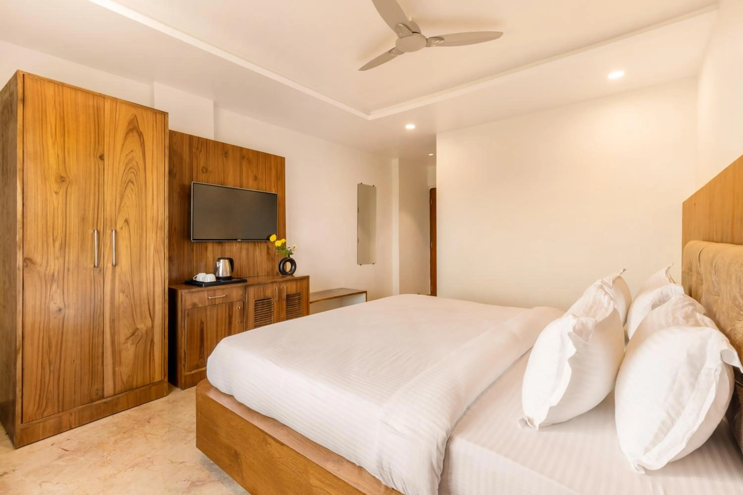 TV and multimedia in Seasons Sajjangarh