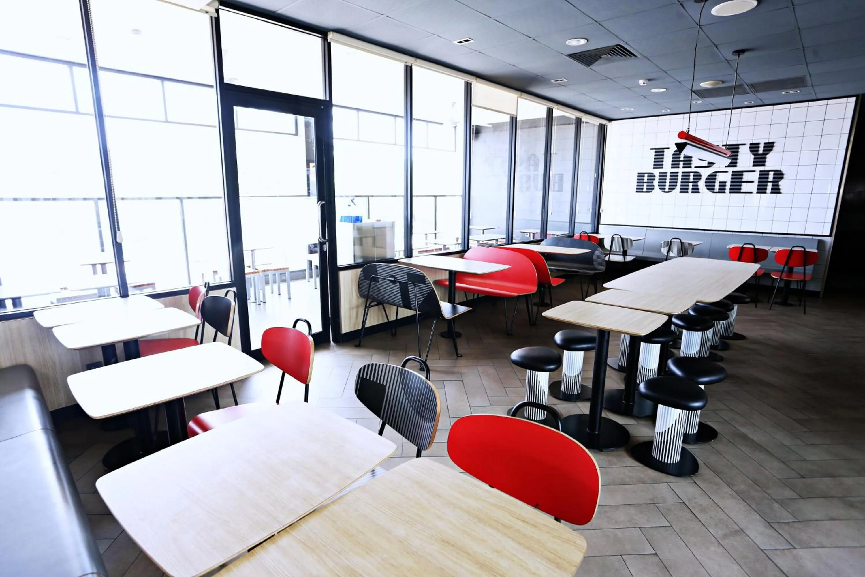 Seating area in Nusantara Rooms Riverdale By Reccoma
