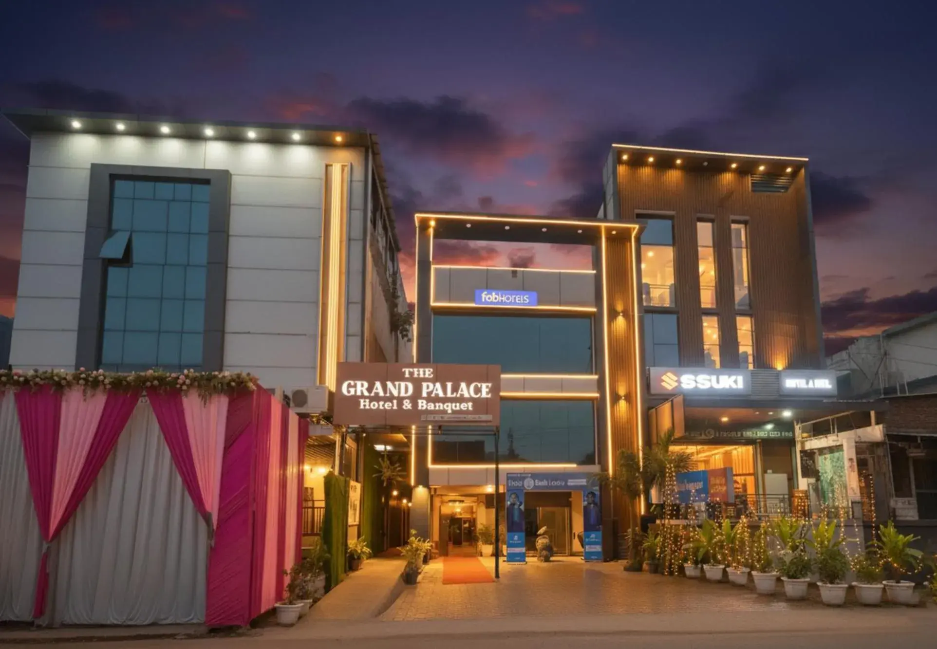 Via The Grand Palace Near Fortis Escort Hospital Via The Grand Palace Near Fortis Escort Hospital